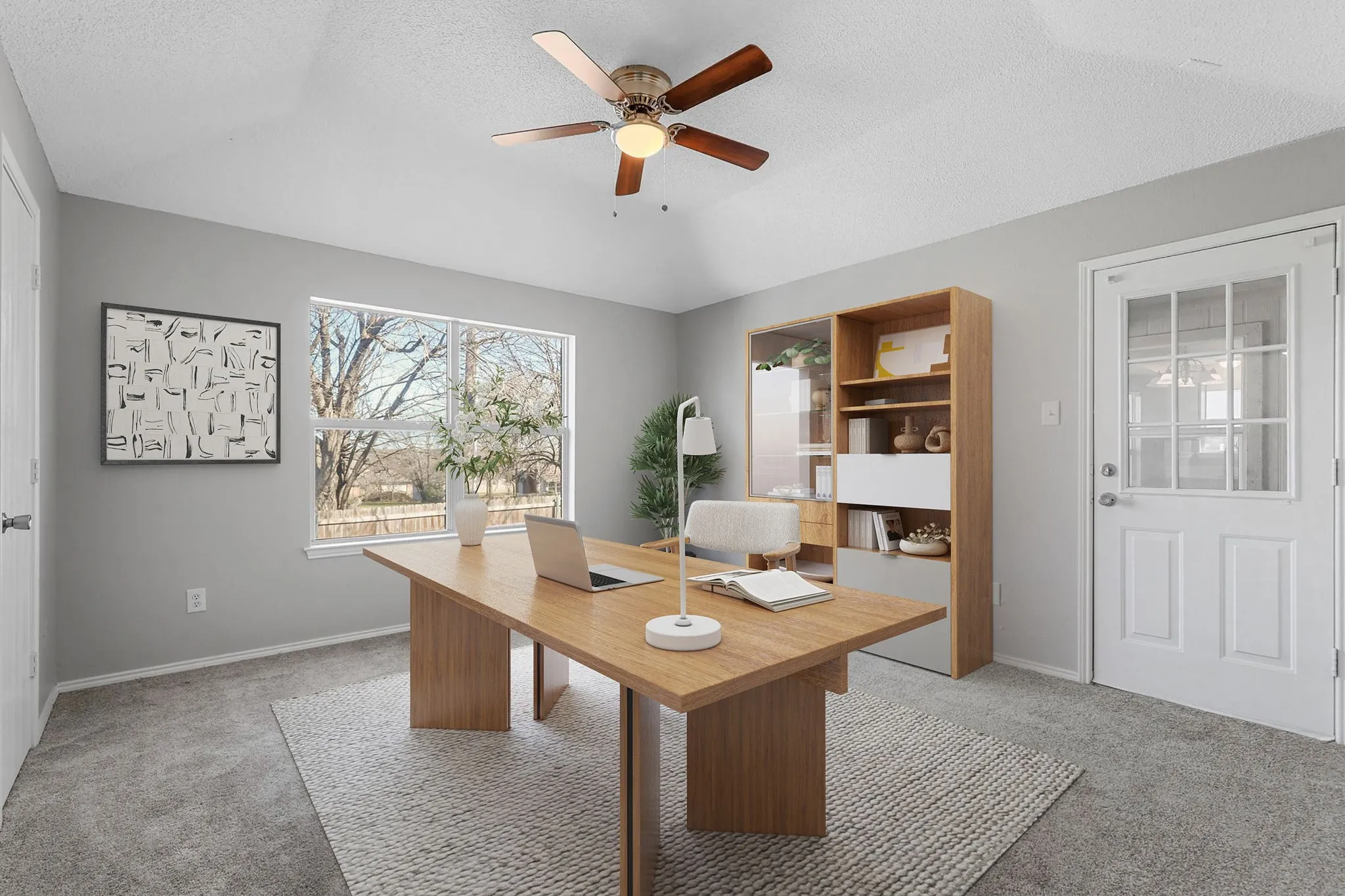 Single Family Residence For Sale in Tarrant County , 1610 Merritt Drive, Mansfield, Texas 76063, 4 Bedrooms, 2 Bathrooms, 2 Garage spaces, 1,724 Sqft, built in 2000, Price $320,000, mls#21188851, Real Estate Agent in Mansfield, Homes For Sale in Tarrant county, Homes For Sale in Mansfield, Realtor in Mansfield Texas, Real Estate Brokerage Independent Realty Texas, Luminita Cordes Realtor