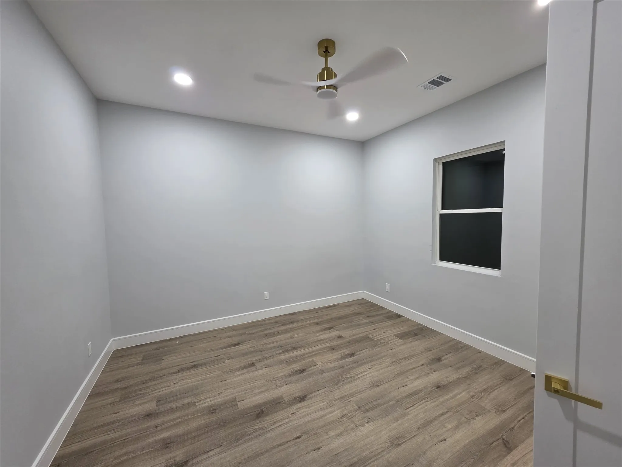 Single Family Residence For Sale in Ellis County , 109 Homestead Lane, Waxahachie, Texas 75165, 4 Bedroom, 3 Bathroom, 3 Garage spaces, 2,898 Sqft, built in 2024, mls#21188910, Real Estate Agent in Waxahachie, Homes For Sale in Ellis county, Homes For Sale in Waxahachie, Realtor in Waxahachie Texas, Real Estate Brokerage Independent Realty Texas, Luminita Cordes Realtor