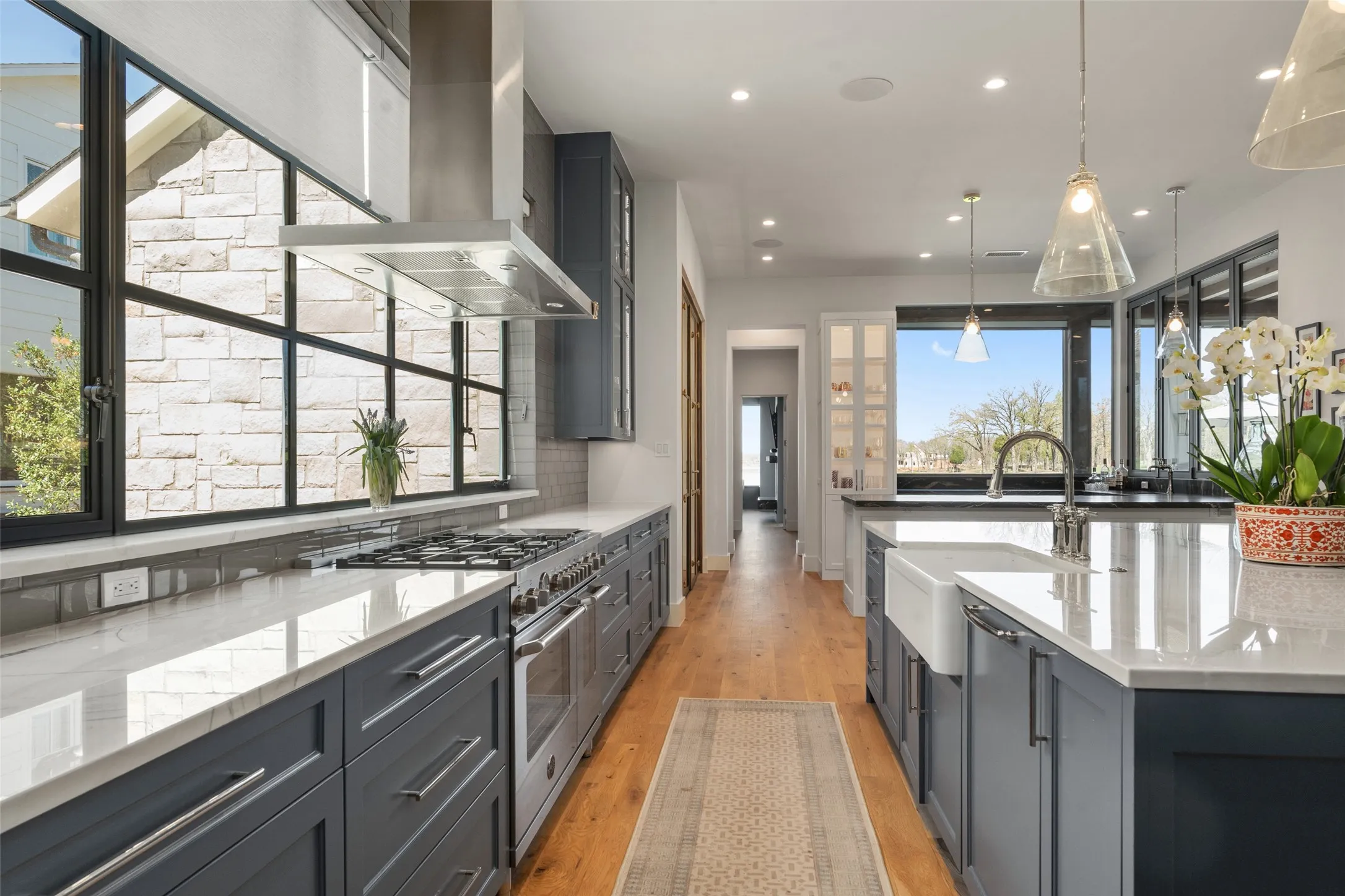 Single Family Residence For Sale in Henderson County , 13150 Sunrise Circle, Malakoff, Texas 75148, 5 Bedroom, 7 Bathroom, 3 Garage spaces, 6,780 Sqft, built in 2025, New Construction - Complete, mls#21164423, Real Estate Agent in Malakoff, Homes For Sale in Henderson county, Homes For Sale in Malakoff, Realtor in Malakoff Texas, Real Estate Brokerage Independent Realty Texas, Luminita Cordes Realtor