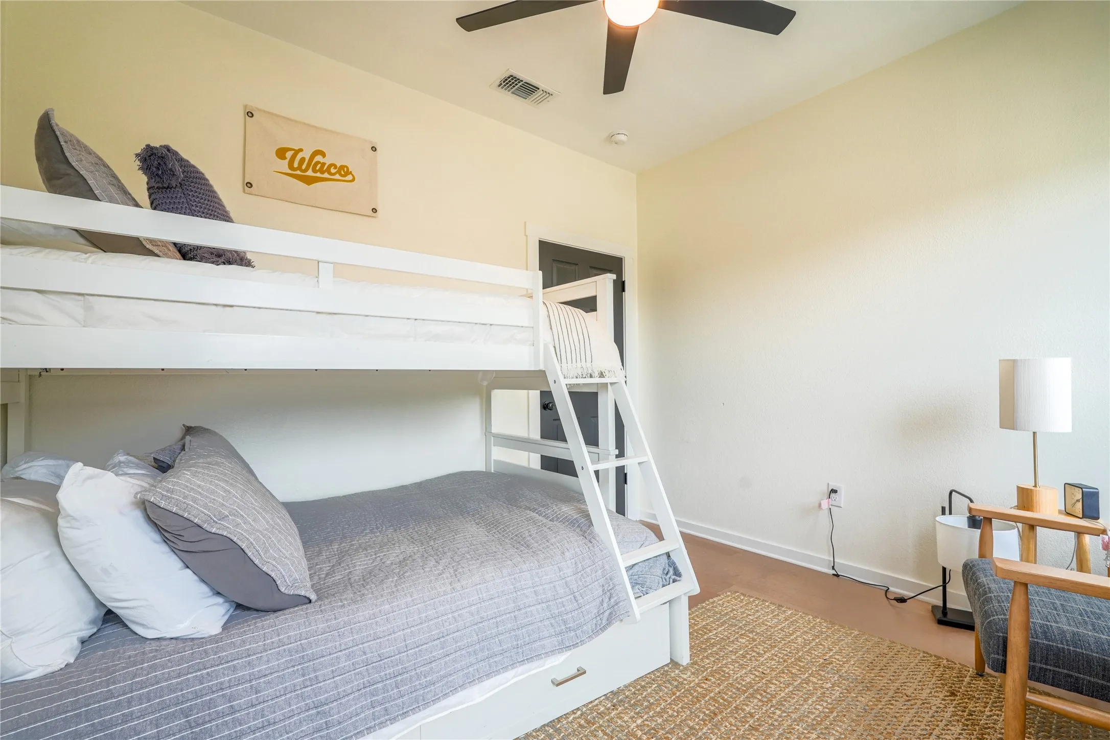 Single Family Residence For Sale in Mc Lennan County , 1904 N 17th, Waco, Texas 76707, 3 Bedroom, 3 Bathroom, Garage spaces, 1,404 Sqft, built in 2021, Price $279,900, mls#21188877, Real Estate Agent in Waco, Homes For Sale in Mc Lennan county, Homes For Sale in Waco, Realtor in Waco Texas, Real Estate Brokerage Independent Realty Texas, Luminita Cordes Realtor