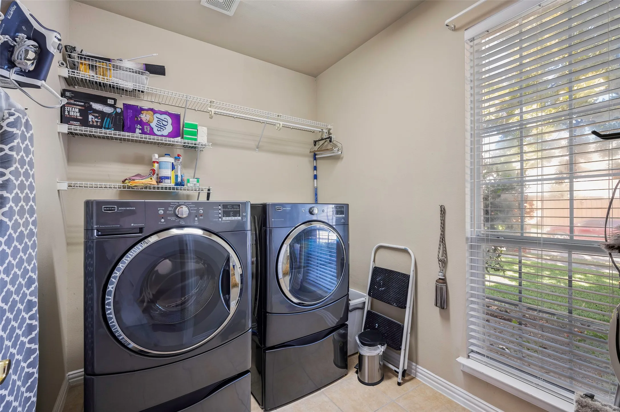 Single Family Residence For Sale in Collin County , 5771 Aylworth Drive, Frisco, Texas 75035, 4 Bedroom, 4 Bathroom, 2 Garage spaces, 3,674 Sqft, built in 2003, mls#21187640, Real Estate Agent in Frisco, Homes For Sale in Collin county, Homes For Sale in Frisco, Realtor in Frisco Texas, Real Estate Brokerage Independent Realty Texas, Luminita Cordes Realtor