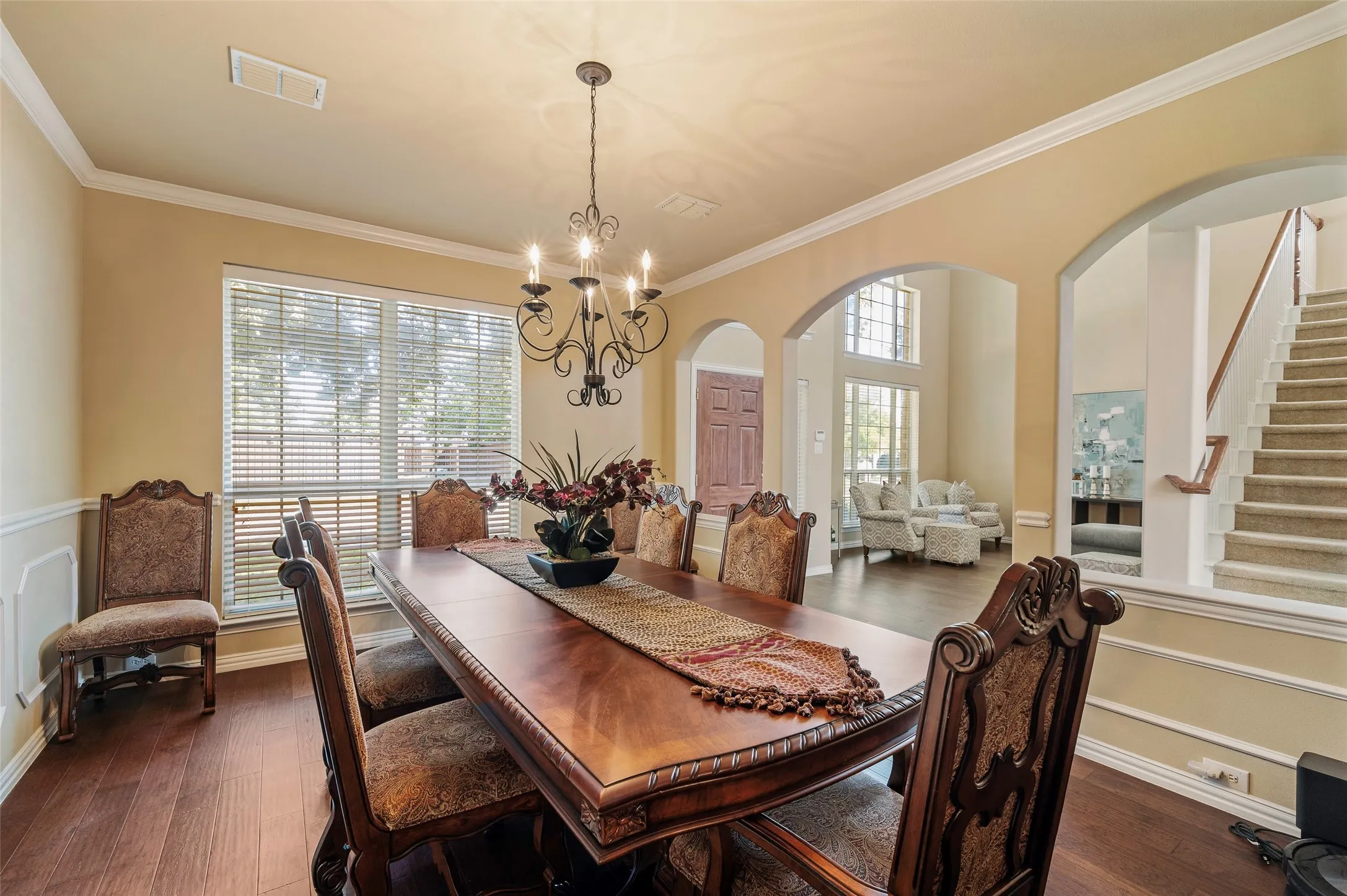 Single Family Residence For Sale in Collin County , 5771 Aylworth Drive, Frisco, Texas 75035, 4 Bedroom, 4 Bathroom, 2 Garage spaces, 3,674 Sqft, built in 2003, mls#21187640, Real Estate Agent in Frisco, Homes For Sale in Collin county, Homes For Sale in Frisco, Realtor in Frisco Texas, Real Estate Brokerage Independent Realty Texas, Luminita Cordes Realtor