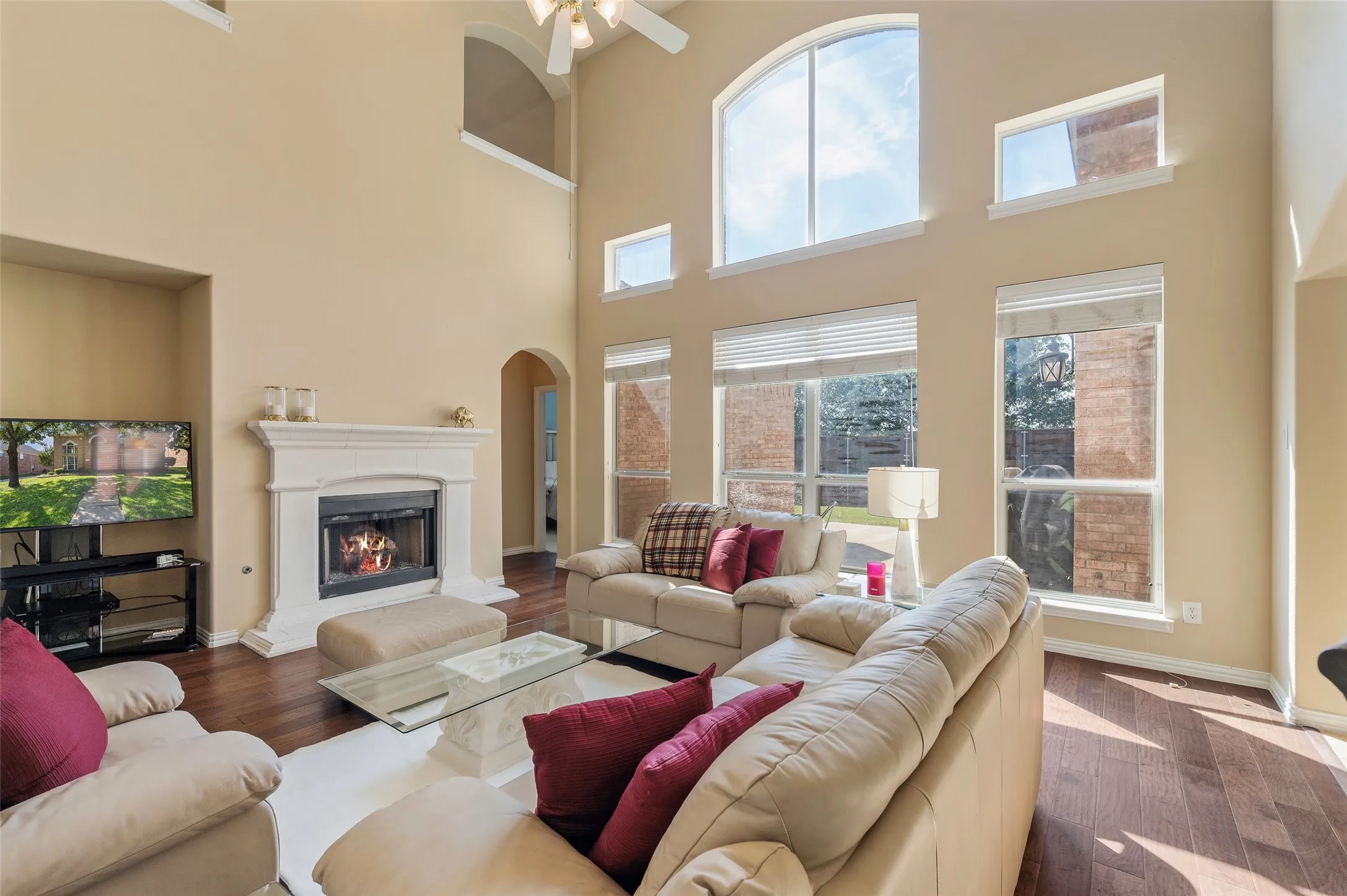 Single Family Residence For Sale in Collin County , 5771 Aylworth Drive, Frisco, Texas 75035, 4 Bedroom, 4 Bathroom, 2 Garage spaces, 3,674 Sqft, built in 2003, mls#21187640, Real Estate Agent in Frisco, Homes For Sale in Collin county, Homes For Sale in Frisco, Realtor in Frisco Texas, Real Estate Brokerage Independent Realty Texas, Luminita Cordes Realtor