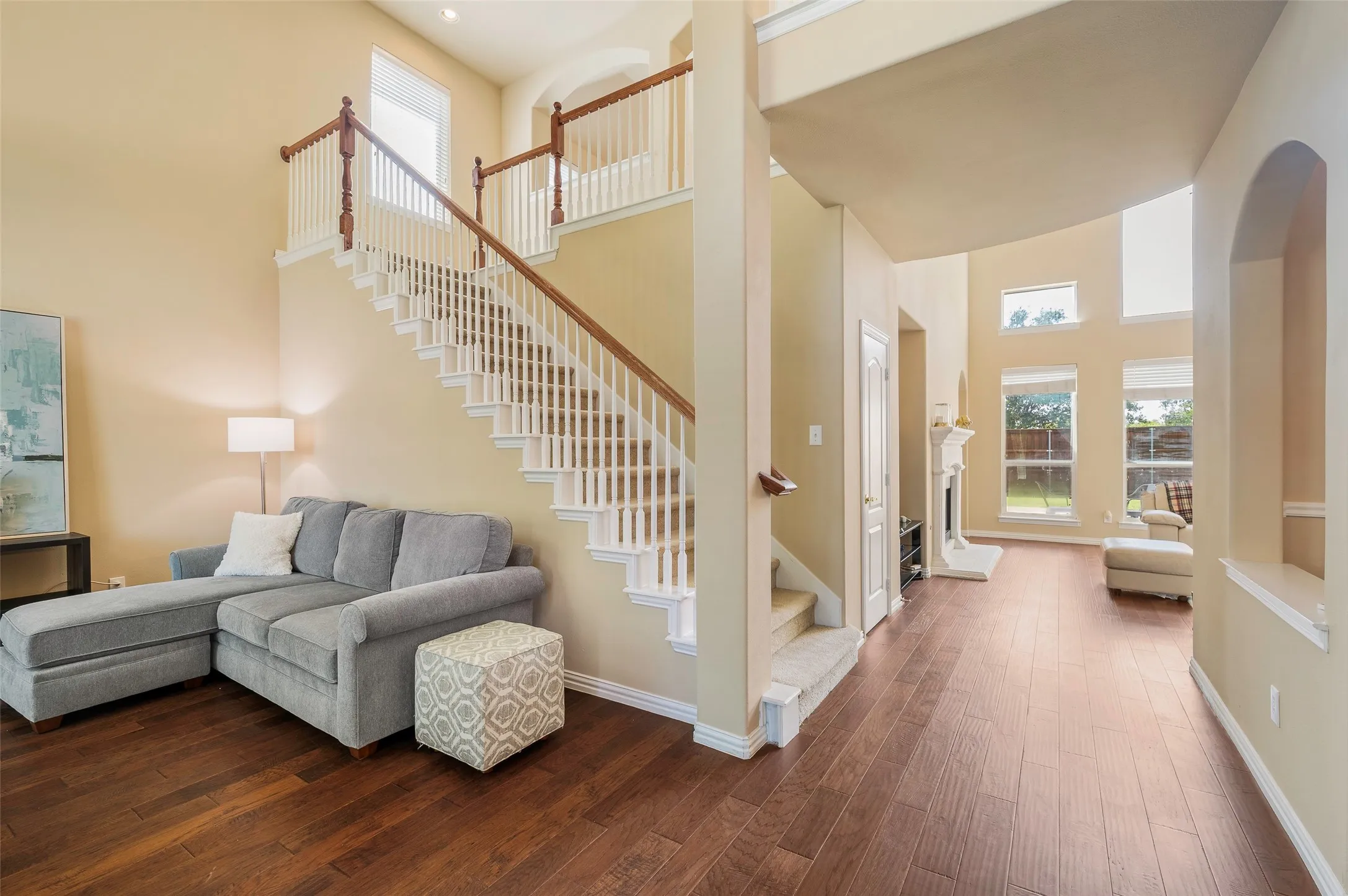 Single Family Residence For Sale in Collin County , 5771 Aylworth Drive, Frisco, Texas 75035, 4 Bedroom, 4 Bathroom, 2 Garage spaces, 3,674 Sqft, built in 2003, mls#21187640, Real Estate Agent in Frisco, Homes For Sale in Collin county, Homes For Sale in Frisco, Realtor in Frisco Texas, Real Estate Brokerage Independent Realty Texas, Luminita Cordes Realtor