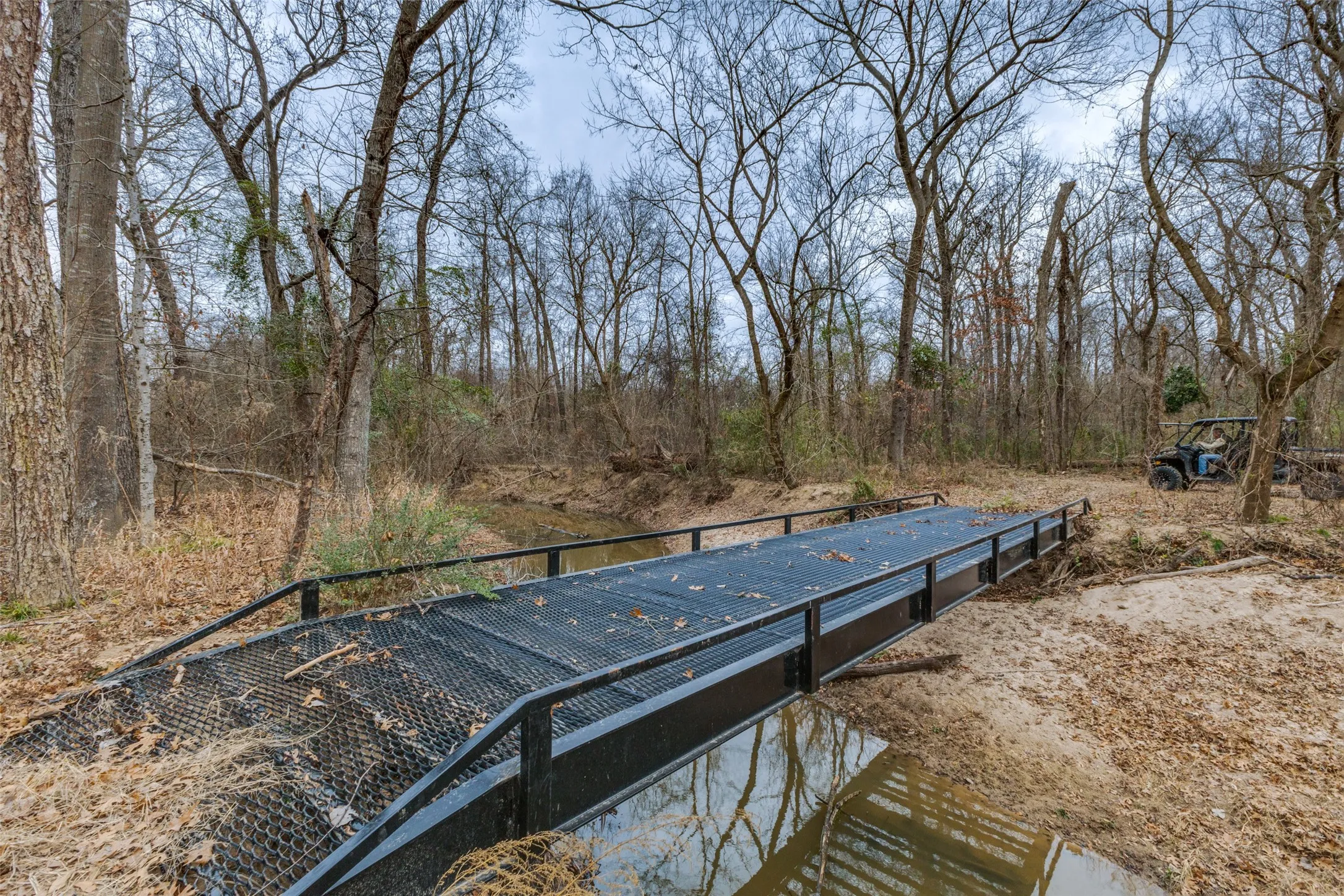 Single Family Residence For Sale in Hopkins County , 3025 Farm Road 900 W, Saltillo, Texas 75478, 3 Bedroom, 4 Bathroom, 2 Garage spaces, 6,528 Sqft, built in 2023, mls#21185155, Real Estate Agent in Saltillo, Homes For Sale in Hopkins county, Homes For Sale in Saltillo, Realtor in Saltillo Texas, Real Estate Brokerage Independent Realty Texas, Luminita Cordes Realtor