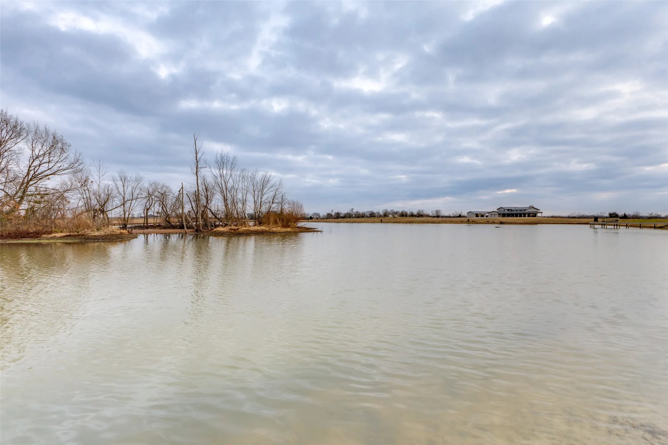 Single Family Residence For Sale in Hopkins County , 3025 Farm Road 900 W, Saltillo, Texas 75478, 3 Bedroom, 4 Bathroom, 2 Garage spaces, 6,528 Sqft, built in 2023, mls#21185155, Real Estate Agent in Saltillo, Homes For Sale in Hopkins county, Homes For Sale in Saltillo, Realtor in Saltillo Texas, Real Estate Brokerage Independent Realty Texas, Luminita Cordes Realtor