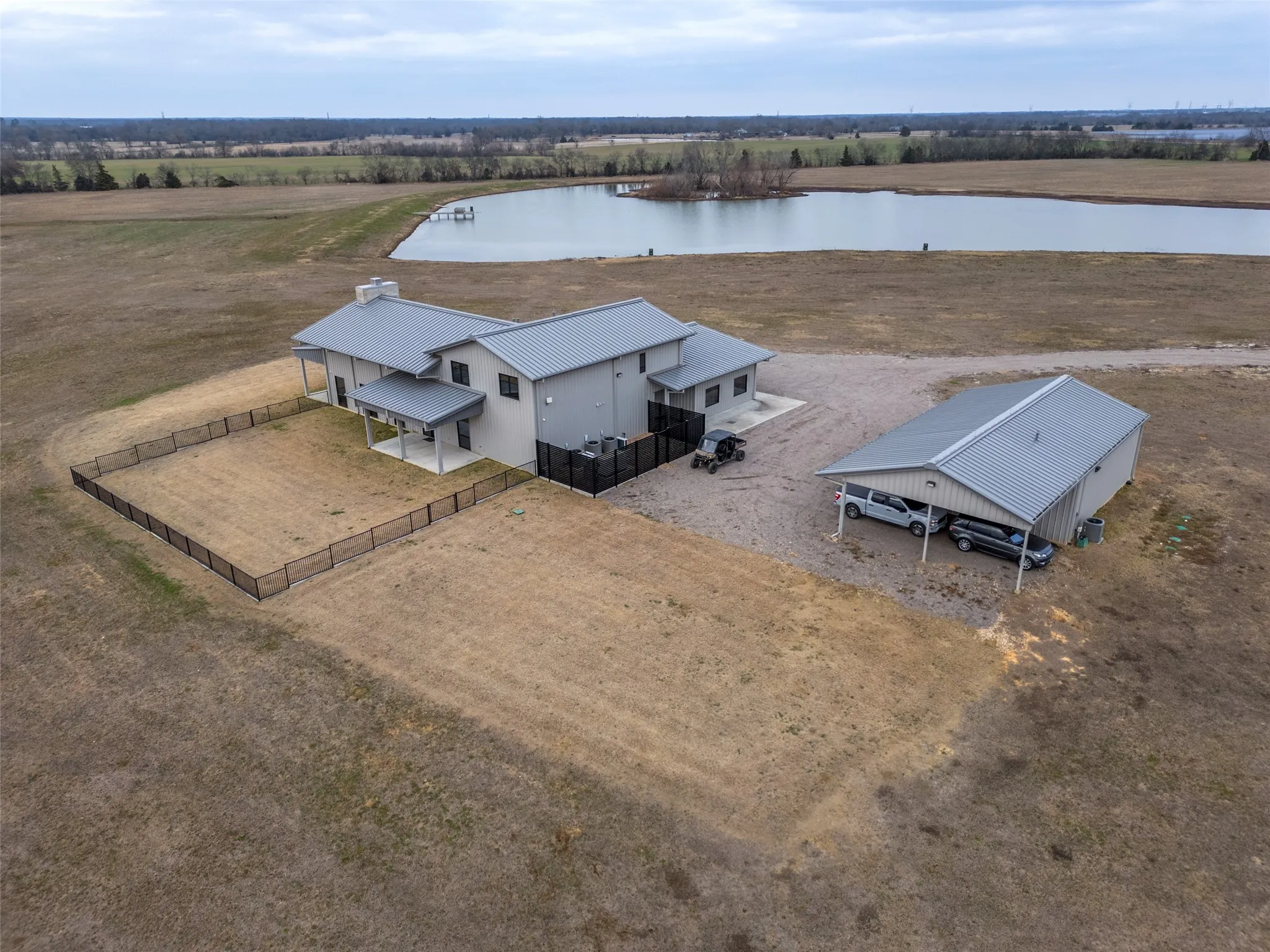 Single Family Residence For Sale in Hopkins County , 3025 Farm Road 900 W, Saltillo, Texas 75478, 3 Bedroom, 4 Bathroom, 2 Garage spaces, 6,528 Sqft, built in 2023, mls#21185155, Real Estate Agent in Saltillo, Homes For Sale in Hopkins county, Homes For Sale in Saltillo, Realtor in Saltillo Texas, Real Estate Brokerage Independent Realty Texas, Luminita Cordes Realtor