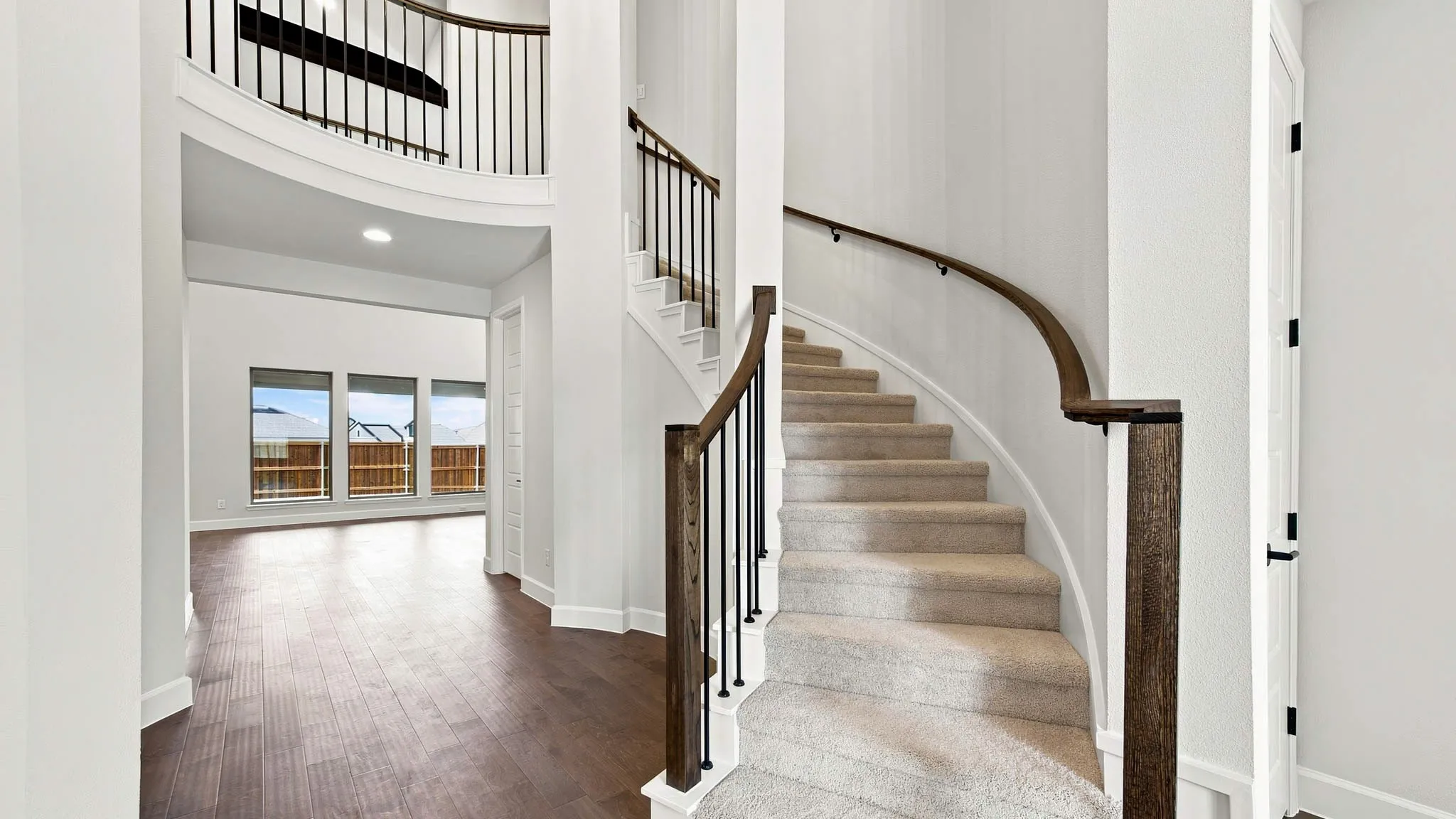Single Family Residence For Sale in Rockwall County , 1109 Vista Way, Rockwall, Texas 75087, 5 Bedroom, 5 Bathroom, 3 Garage spaces, 3,797 Sqft, built in 2026, New Construction - Incomplete, mls#21185241, Real Estate Agent in Rockwall, Homes For Sale in Rockwall county, Homes For Sale in Rockwall, Realtor in Rockwall Texas, Real Estate Brokerage Independent Realty Texas, Luminita Cordes Realtor