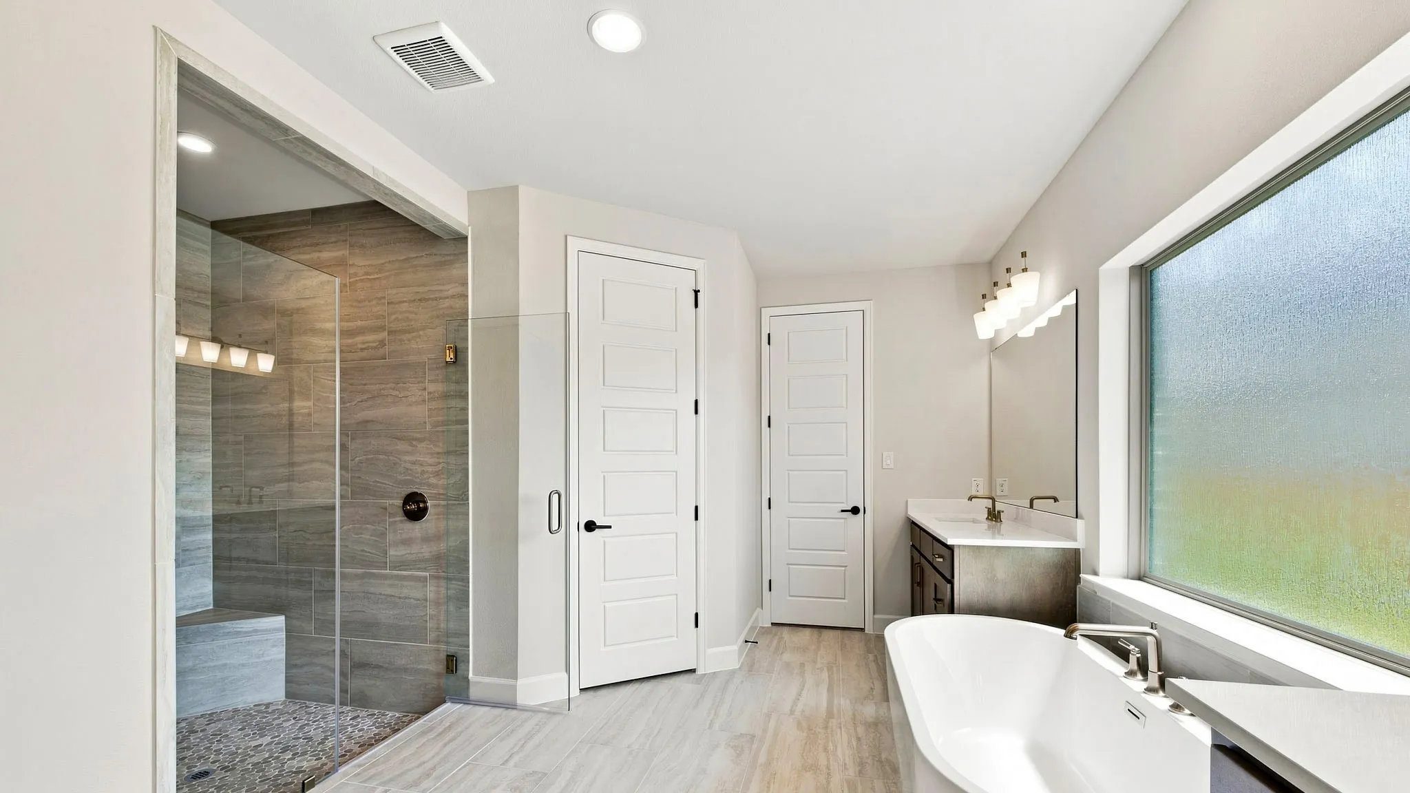 Single Family Residence For Sale in Rockwall County , 1109 Vista Way, Rockwall, Texas 75087, 5 Bedroom, 5 Bathroom, 3 Garage spaces, 3,797 Sqft, built in 2026, New Construction - Incomplete, mls#21185241, Real Estate Agent in Rockwall, Homes For Sale in Rockwall county, Homes For Sale in Rockwall, Realtor in Rockwall Texas, Real Estate Brokerage Independent Realty Texas, Luminita Cordes Realtor