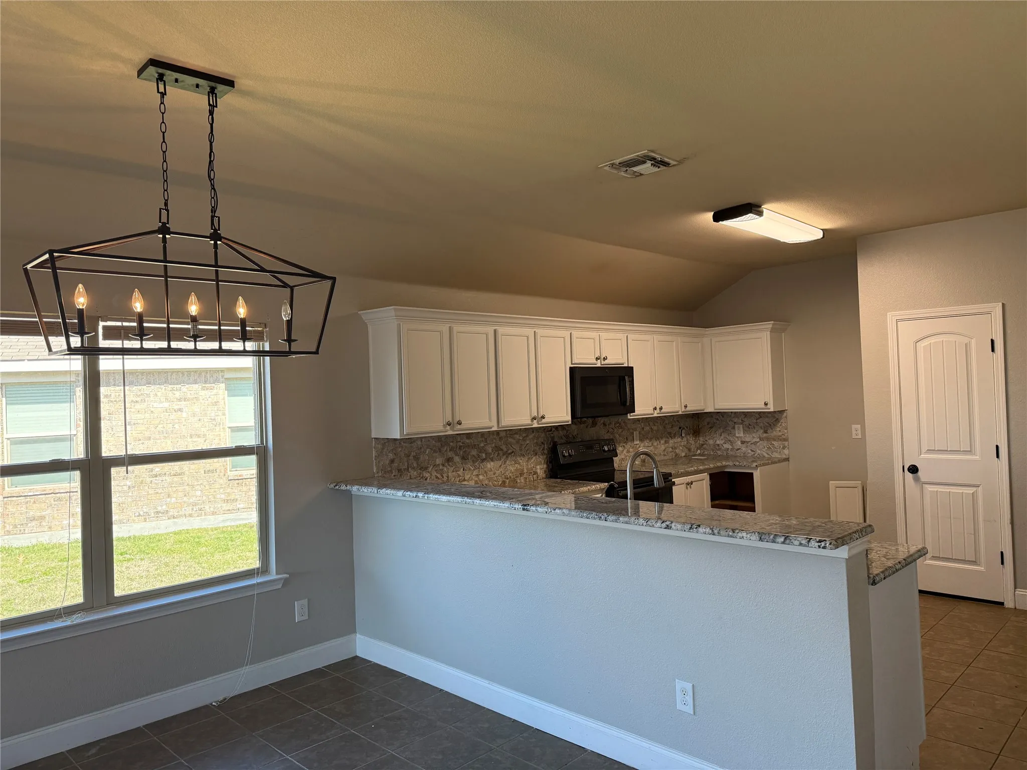 Single Family Residence For Sale in Dallas County , 2027 Fair Weather Drive, Lancaster, Texas 75146, 4 Bedrooms, 2 Bathrooms, 2 Garage spaces, 2,169 Sqft, built in 2014, Price $297,000, mls#21187148, Real Estate Agent in Lancaster, Homes For Sale in Dallas county, Homes For Sale in Lancaster, Realtor in Lancaster Texas, Real Estate Brokerage Independent Realty Texas, Luminita Cordes Realtor