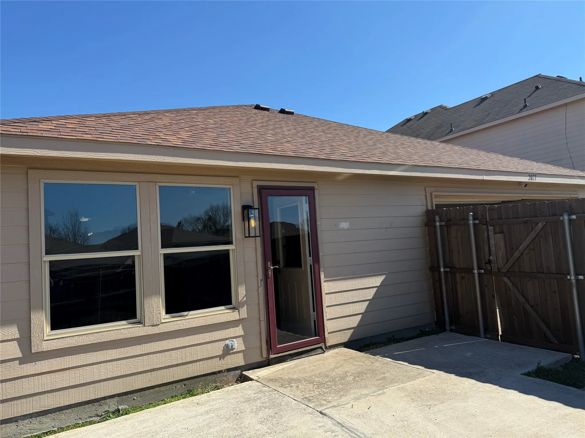Single Family Residence For Sale in Dallas County , 2027 Fair Weather Drive, Lancaster, Texas 75146, 4 Bedrooms, 2 Bathrooms, 2 Garage spaces, 2,169 Sqft, built in 2014, Price $297,000, mls#21187148, Real Estate Agent in Lancaster, Homes For Sale in Dallas county, Homes For Sale in Lancaster, Realtor in Lancaster Texas, Real Estate Brokerage Independent Realty Texas, Luminita Cordes Realtor