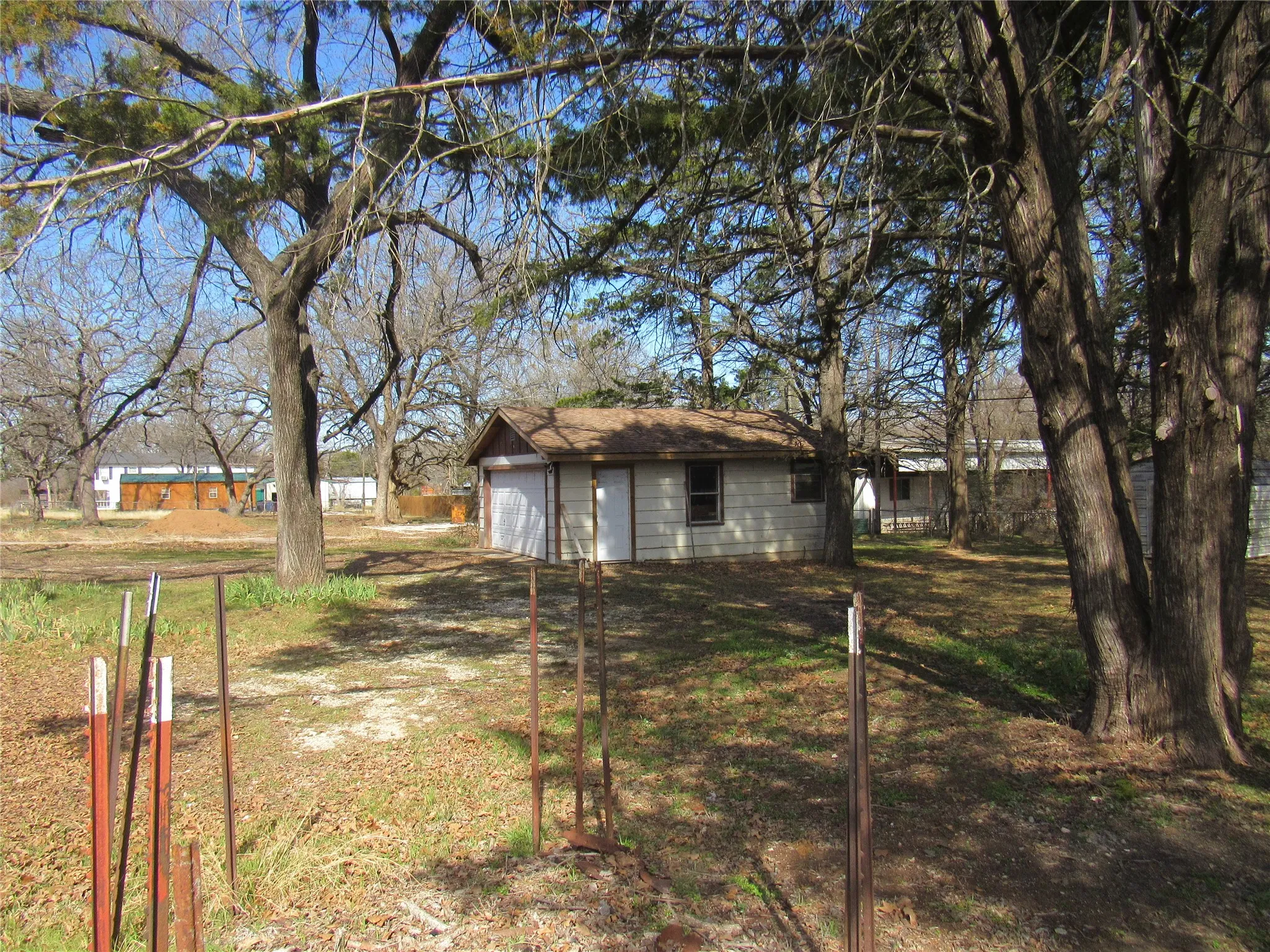 Improved Land For Sale in Grayson County , 58 88 Ivanhoe Drive, Gordonville, Texas 76245, 0, 0, Garage spaces, 0 Sqft, built in 0, Price $106,000, mls#21189241, Real Estate Agent in Gordonville, Homes For Sale in Grayson county, Homes For Sale in Gordonville, Realtor in Gordonville Texas, Real Estate Brokerage Independent Realty Texas, Luminita Cordes Realtor