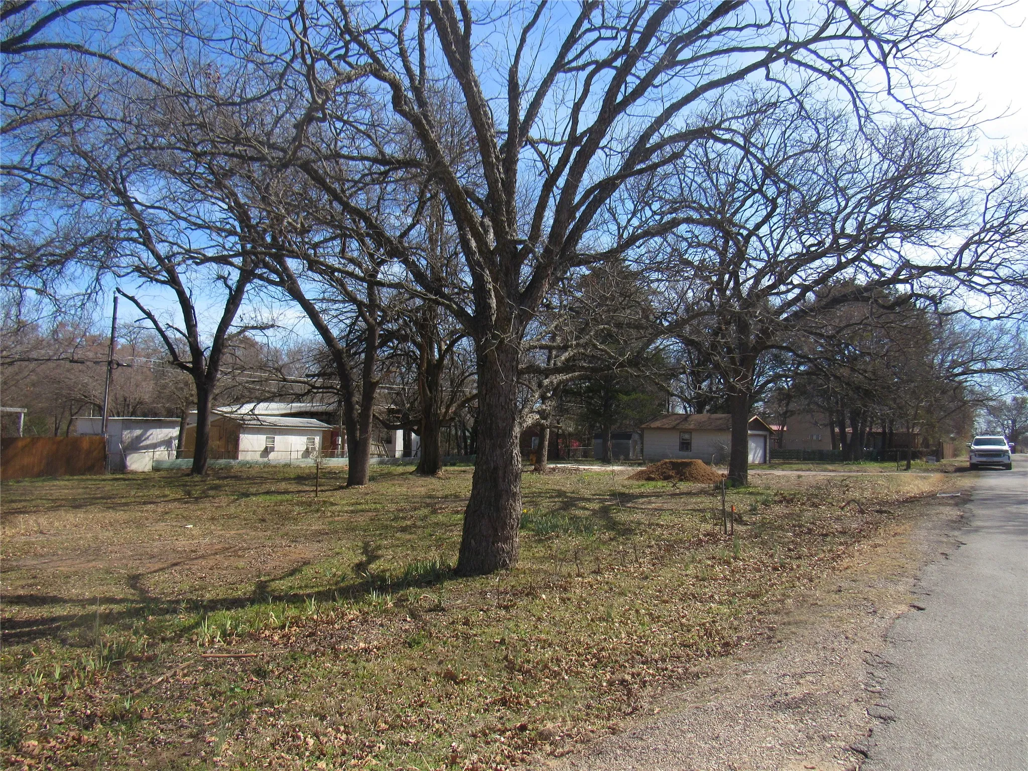 Improved Land For Sale in Grayson County , 58 88 Ivanhoe Drive, Gordonville, Texas 76245, 0, 0, Garage spaces, 0 Sqft, built in 0, Price $106,000, mls#21189241, Real Estate Agent in Gordonville, Homes For Sale in Grayson county, Homes For Sale in Gordonville, Realtor in Gordonville Texas, Real Estate Brokerage Independent Realty Texas, Luminita Cordes Realtor