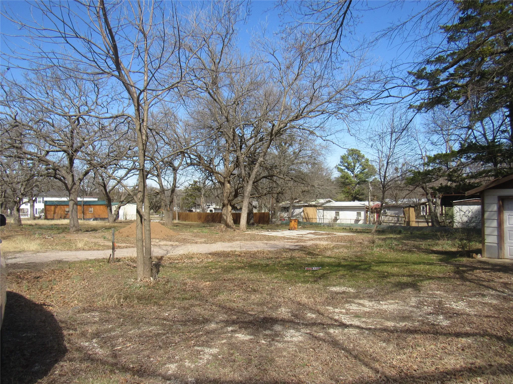 Improved Land For Sale in Grayson County , 58 88 Ivanhoe Drive, Gordonville, Texas 76245, 0, 0, Garage spaces, 0 Sqft, built in 0, Price $106,000, mls#21189241, Real Estate Agent in Gordonville, Homes For Sale in Grayson county, Homes For Sale in Gordonville, Realtor in Gordonville Texas, Real Estate Brokerage Independent Realty Texas, Luminita Cordes Realtor