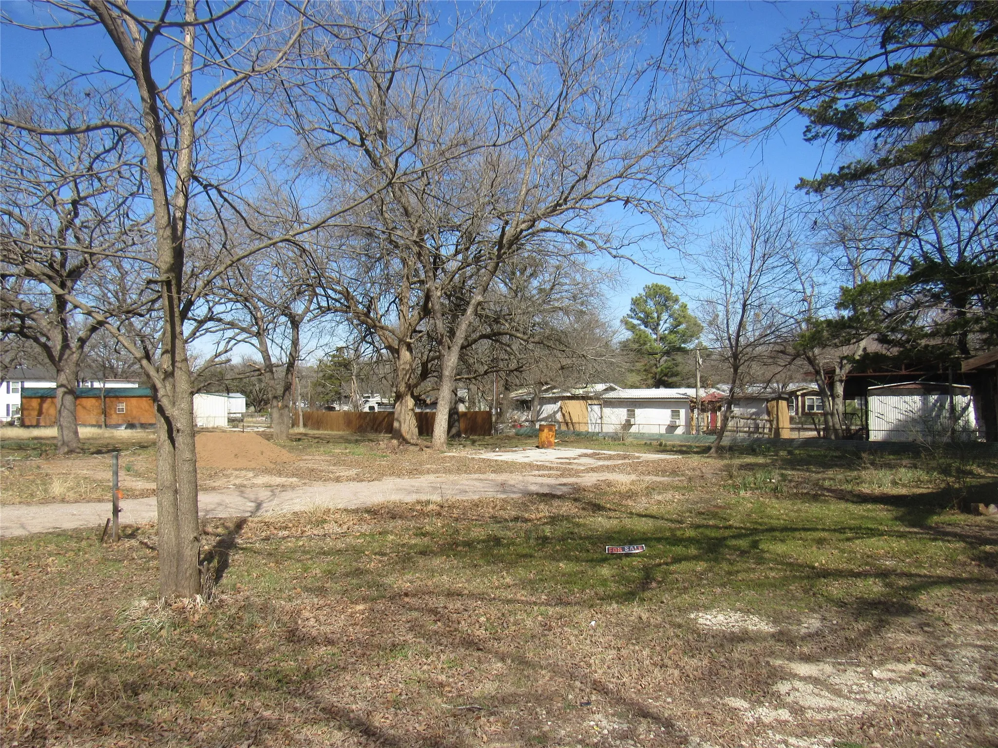 Improved Land For Sale in Grayson County , 58 88 Ivanhoe Drive, Gordonville, Texas 76245, 0, 0, Garage spaces, 0 Sqft, built in 0, Price $106,000, mls#21189241, Real Estate Agent in Gordonville, Homes For Sale in Grayson county, Homes For Sale in Gordonville, Realtor in Gordonville Texas, Real Estate Brokerage Independent Realty Texas, Luminita Cordes Realtor