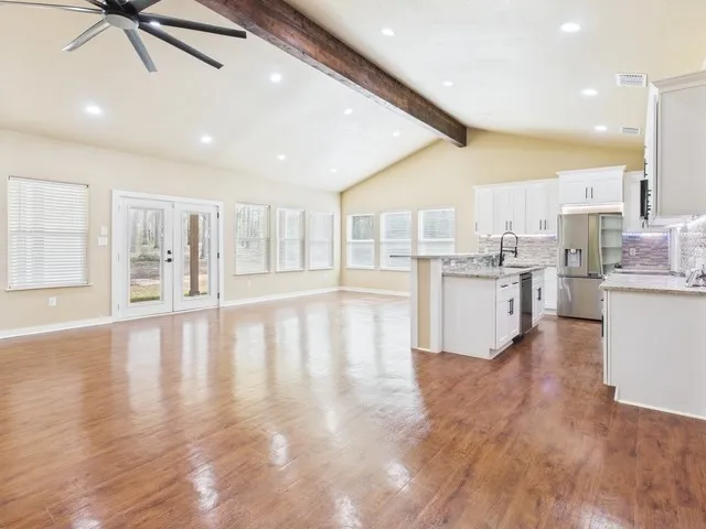 Single Family Residence For Sale in Henderson County , 910 Cream Level Road, Athens, Texas 75751, 7 Bedroom, 4 Bathroom, 3 Garage spaces, 5,780 Sqft, built in 2025, New Construction - Complete, mls#21189257, Real Estate Agent in Athens, Homes For Sale in Henderson county, Homes For Sale in Athens, Realtor in Athens Texas, Real Estate Brokerage Independent Realty Texas, Luminita Cordes Realtor