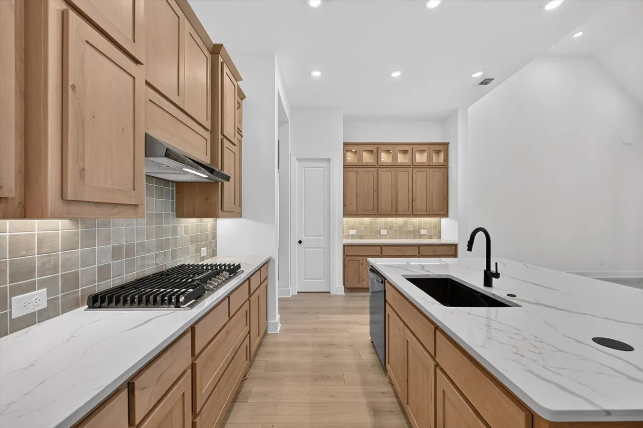 Single Family Residence For Sale in Grayson County , 2802 Cedar Ridge, Sherman, Texas 75092, 4 Bedroom, 4 Bathroom, 3 Garage spaces, 2,819 Sqft, built in 2026, mls#21189393, Real Estate Agent in Sherman, Homes For Sale in Grayson county, Homes For Sale in Sherman, Realtor in Sherman Texas, Real Estate Brokerage Independent Realty Texas, Luminita Cordes Realtor