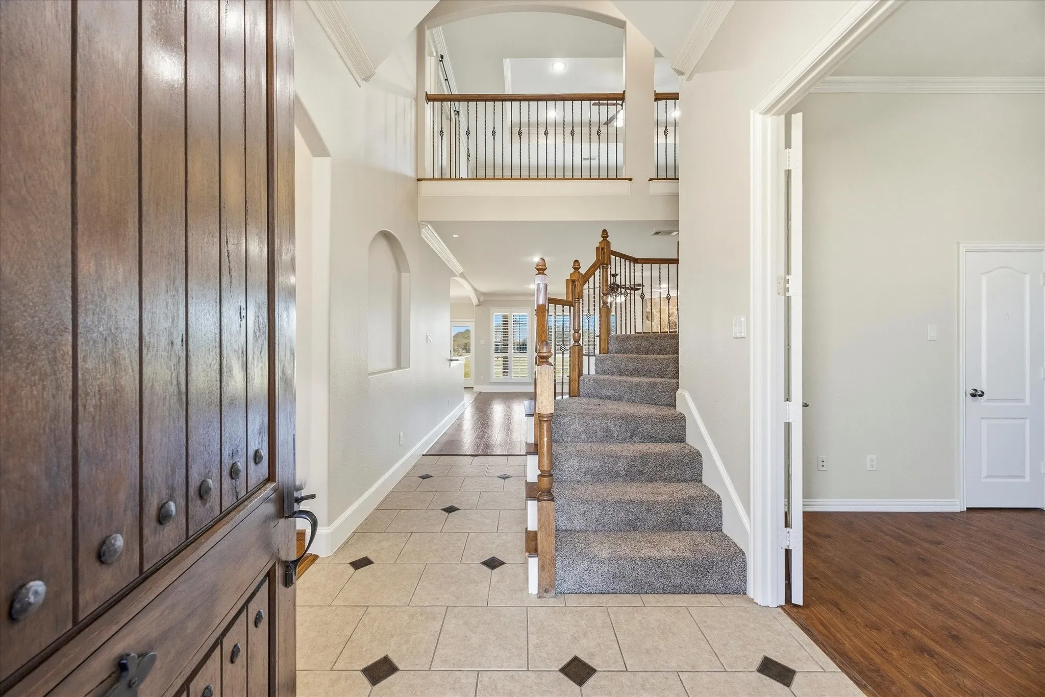 Single Family Residence For Sale in Kaufman County , 18176 Langford Lane, Talty, Texas 75126, 4 Bedroom, 3 Bathroom, 3 Garage spaces, 3,361 Sqft, built in 2005, Preowned, mls#21188504, Real Estate Agent in Talty, Homes For Sale in Kaufman county, Homes For Sale in Talty, Realtor in Talty Texas, Real Estate Brokerage Independent Realty Texas, Luminita Cordes Realtor