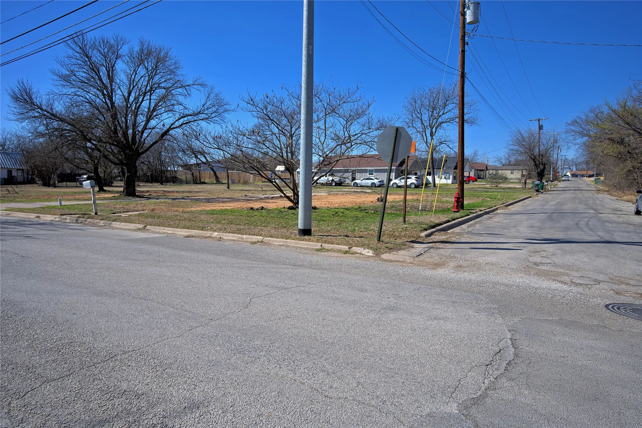 Unimproved Land For Sale in Montague County , 300 S Mill Street, Bowie, Texas 76230, 0, 0, Garage spaces, 0 Sqft, built in 0, Price $80,000, mls#21189495, Real Estate Agent in Bowie, Homes For Sale in Montague county, Homes For Sale in Bowie, Realtor in Bowie Texas, Real Estate Brokerage Independent Realty Texas, Luminita Cordes Realtor