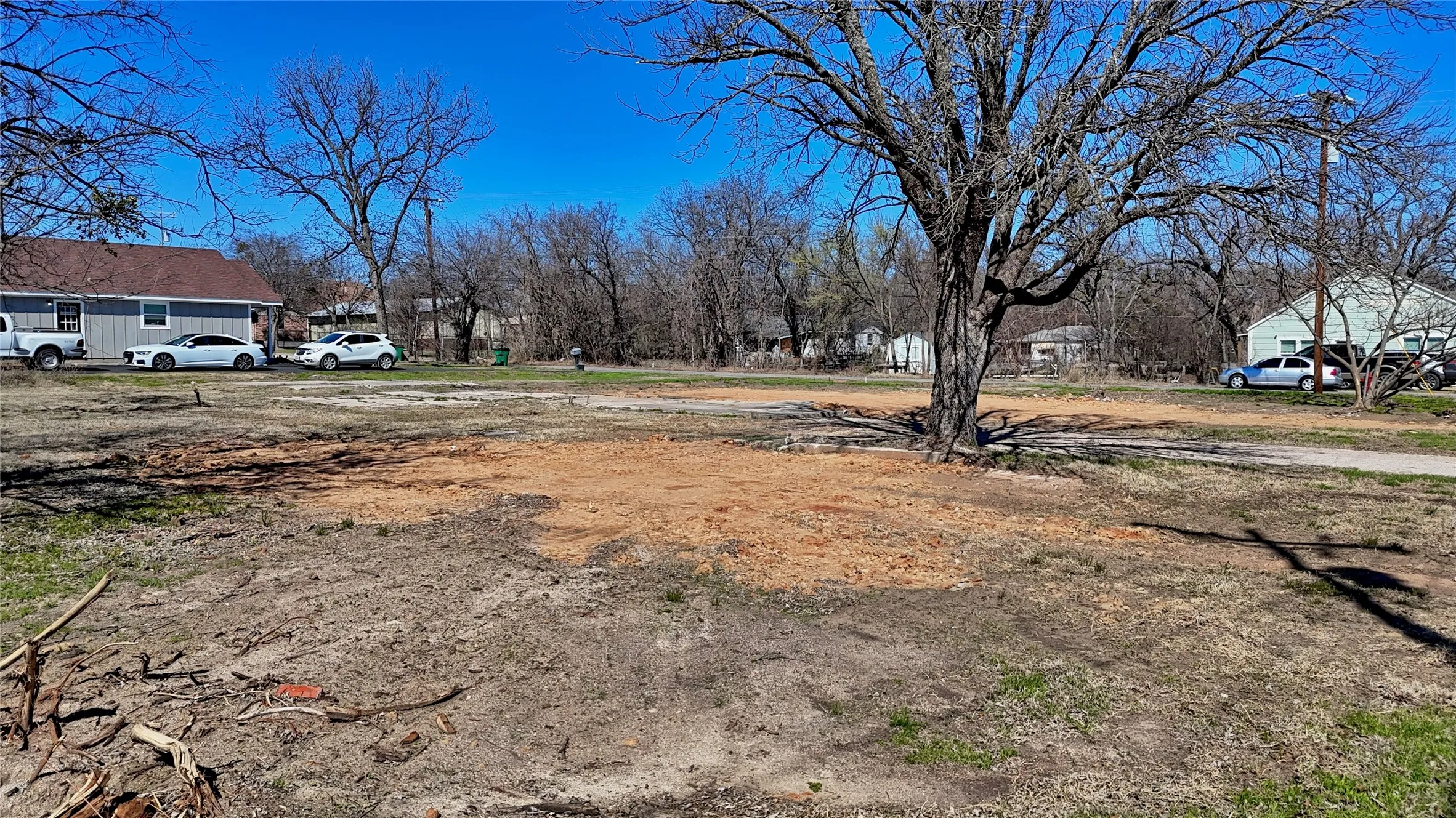 Unimproved Land For Sale in Montague County , 300 S Mill Street, Bowie, Texas 76230, 0, 0, Garage spaces, 0 Sqft, built in 0, Price $80,000, mls#21189495, Real Estate Agent in Bowie, Homes For Sale in Montague county, Homes For Sale in Bowie, Realtor in Bowie Texas, Real Estate Brokerage Independent Realty Texas, Luminita Cordes Realtor