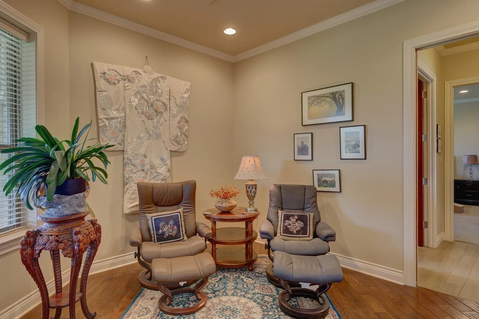Single Family Residence For Sale in Hill County , 1754 Highland Drive, Whitney, Texas 76692, 3 Bedroom, 3 Bathroom, 4 Garage spaces, 3,412 Sqft, built in 2014, Preowned, Price $744,000, mls#21189602, Real Estate Agent in Whitney, Homes For Sale in Hill county, Homes For Sale in Whitney, Realtor in Whitney Texas, Real Estate Brokerage Independent Realty Texas, Luminita Cordes Realtor