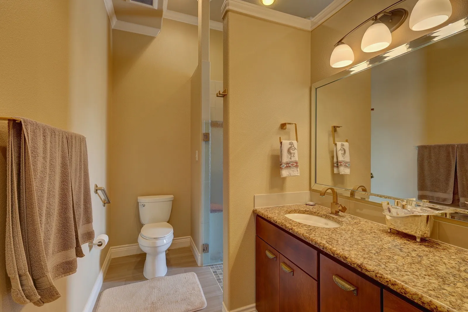 Single Family Residence For Sale in Hill County , 1754 Highland Drive, Whitney, Texas 76692, 3 Bedroom, 3 Bathroom, 4 Garage spaces, 3,412 Sqft, built in 2014, Preowned, Price $744,000, mls#21189602, Real Estate Agent in Whitney, Homes For Sale in Hill county, Homes For Sale in Whitney, Realtor in Whitney Texas, Real Estate Brokerage Independent Realty Texas, Luminita Cordes Realtor