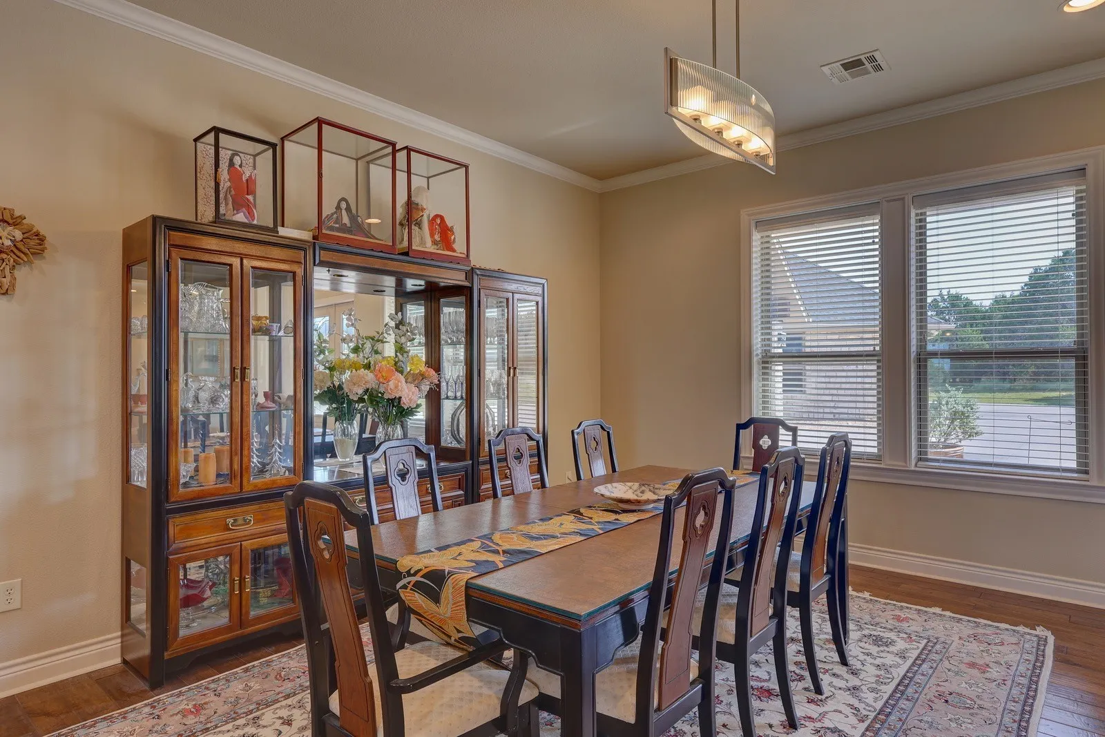 Single Family Residence For Sale in Hill County , 1754 Highland Drive, Whitney, Texas 76692, 3 Bedroom, 3 Bathroom, 4 Garage spaces, 3,412 Sqft, built in 2014, Preowned, Price $744,000, mls#21189602, Real Estate Agent in Whitney, Homes For Sale in Hill county, Homes For Sale in Whitney, Realtor in Whitney Texas, Real Estate Brokerage Independent Realty Texas, Luminita Cordes Realtor