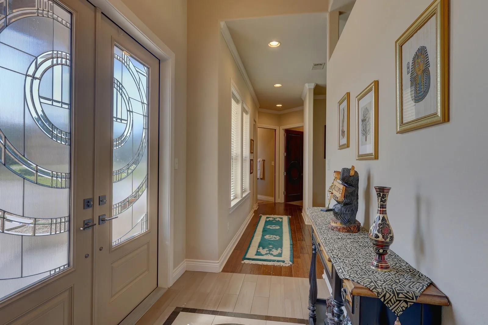 Single Family Residence For Sale in Hill County , 1754 Highland Drive, Whitney, Texas 76692, 3 Bedroom, 3 Bathroom, 4 Garage spaces, 3,412 Sqft, built in 2014, Preowned, Price $744,000, mls#21189602, Real Estate Agent in Whitney, Homes For Sale in Hill county, Homes For Sale in Whitney, Realtor in Whitney Texas, Real Estate Brokerage Independent Realty Texas, Luminita Cordes Realtor
