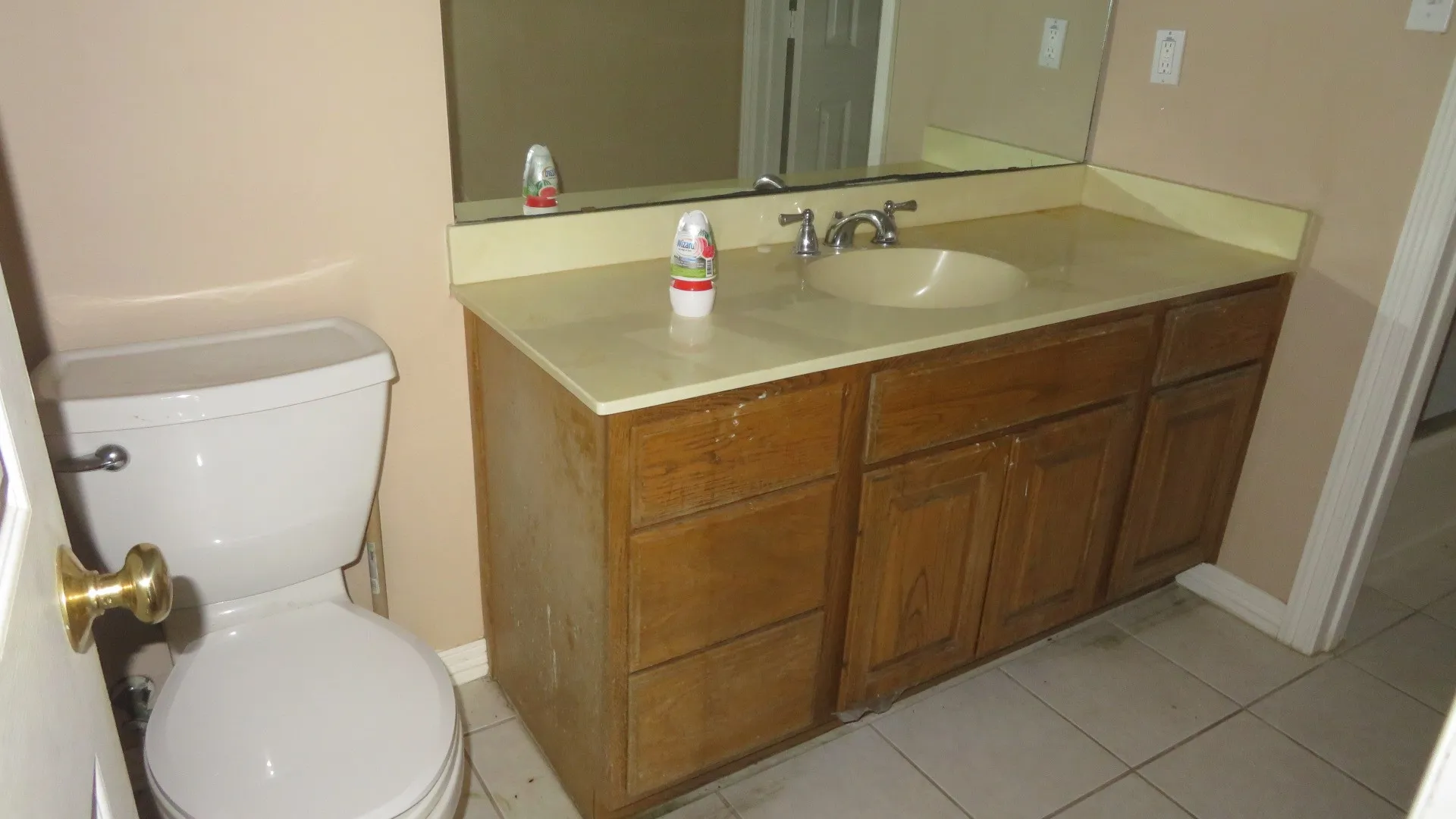 Single Family Residence For Sale in Ellis County , 108 Creekview Circle, Maypearl, Texas 76064, 4 Bedroom, 2 Bathroom, 2 Garage spaces, 2,730 Sqft, built in 1995, mls#21189608, Real Estate Agent in Maypearl, Homes For Sale in Ellis county, Homes For Sale in Maypearl, Realtor in Maypearl Texas, Real Estate Brokerage Independent Realty Texas, Luminita Cordes Realtor