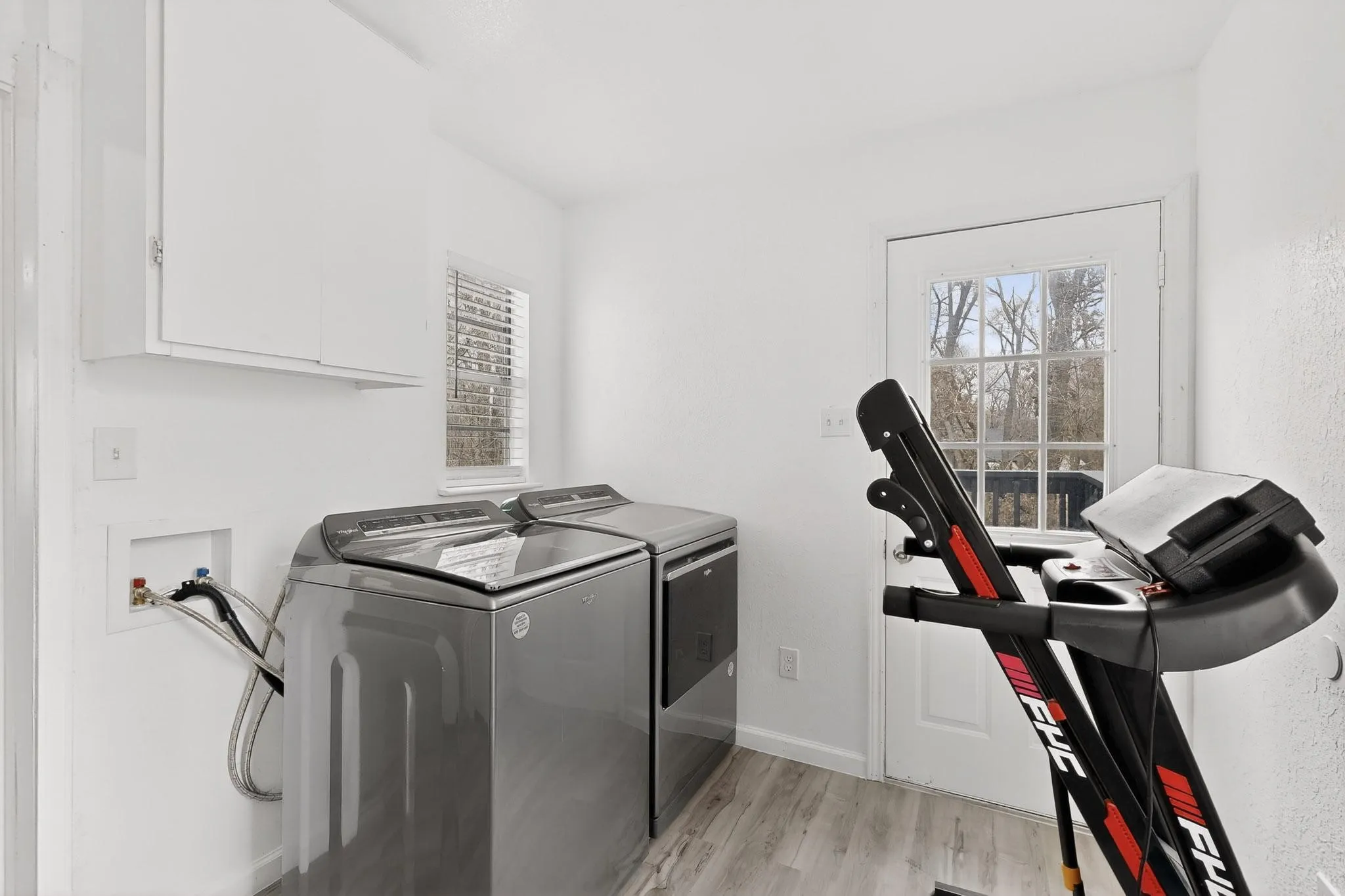Single Family Residence For Sale in Dallas County , 12029 Forest Glen Lane, Balch Springs, Texas 75180, 9 Bedroom, 4 Bathroom, Garage spaces, 3,160 Sqft, built in 1955, Preowned, mls#21186653, Real Estate Agent in Balch Springs, Homes For Sale in Dallas county, Homes For Sale in Balch Springs, Realtor in Balch Springs Texas, Real Estate Brokerage Independent Realty Texas, Luminita Cordes Realtor