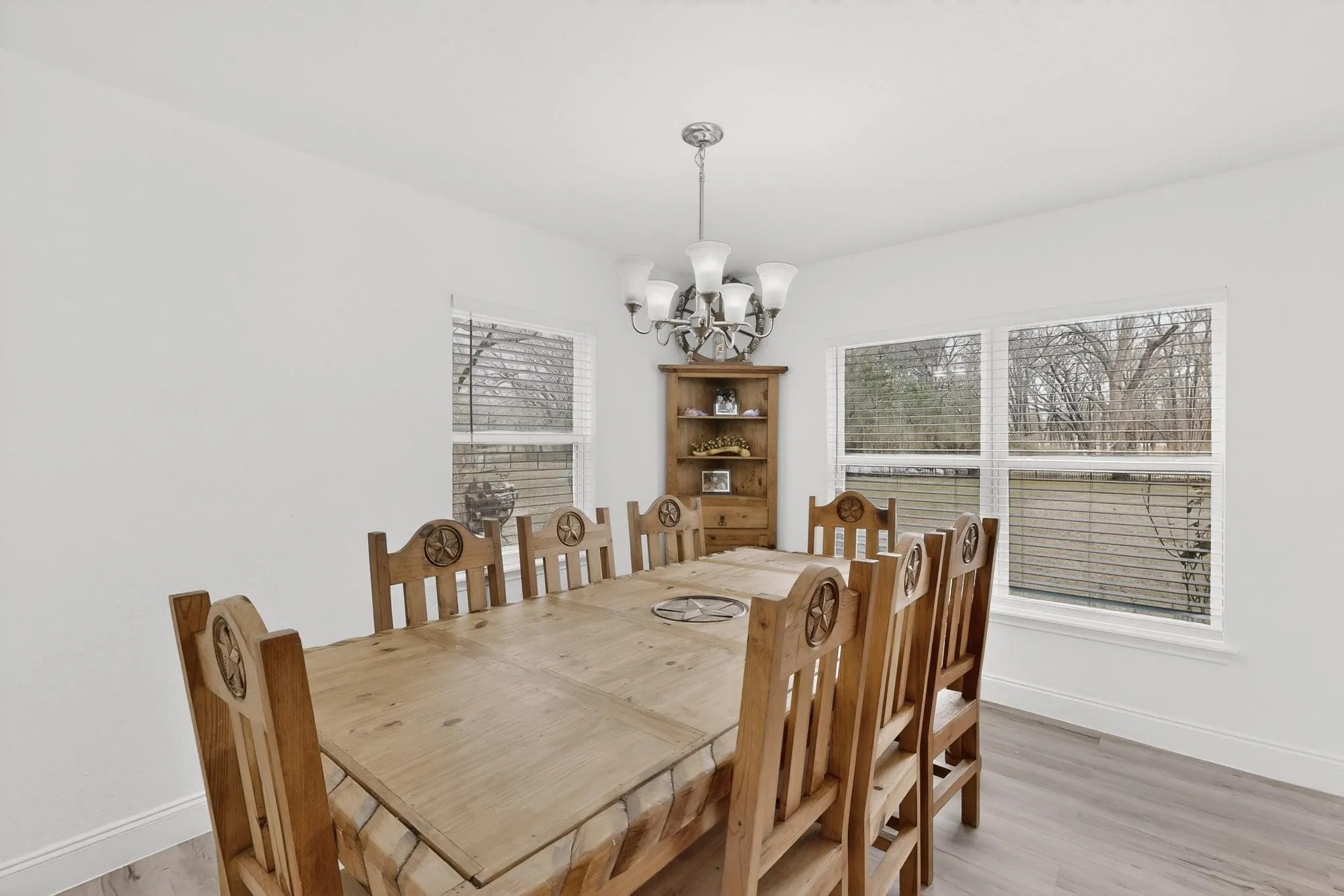 Single Family Residence For Sale in Dallas County , 12029 Forest Glen Lane, Balch Springs, Texas 75180, 9 Bedroom, 4 Bathroom, Garage spaces, 3,160 Sqft, built in 1955, Preowned, mls#21186653, Real Estate Agent in Balch Springs, Homes For Sale in Dallas county, Homes For Sale in Balch Springs, Realtor in Balch Springs Texas, Real Estate Brokerage Independent Realty Texas, Luminita Cordes Realtor