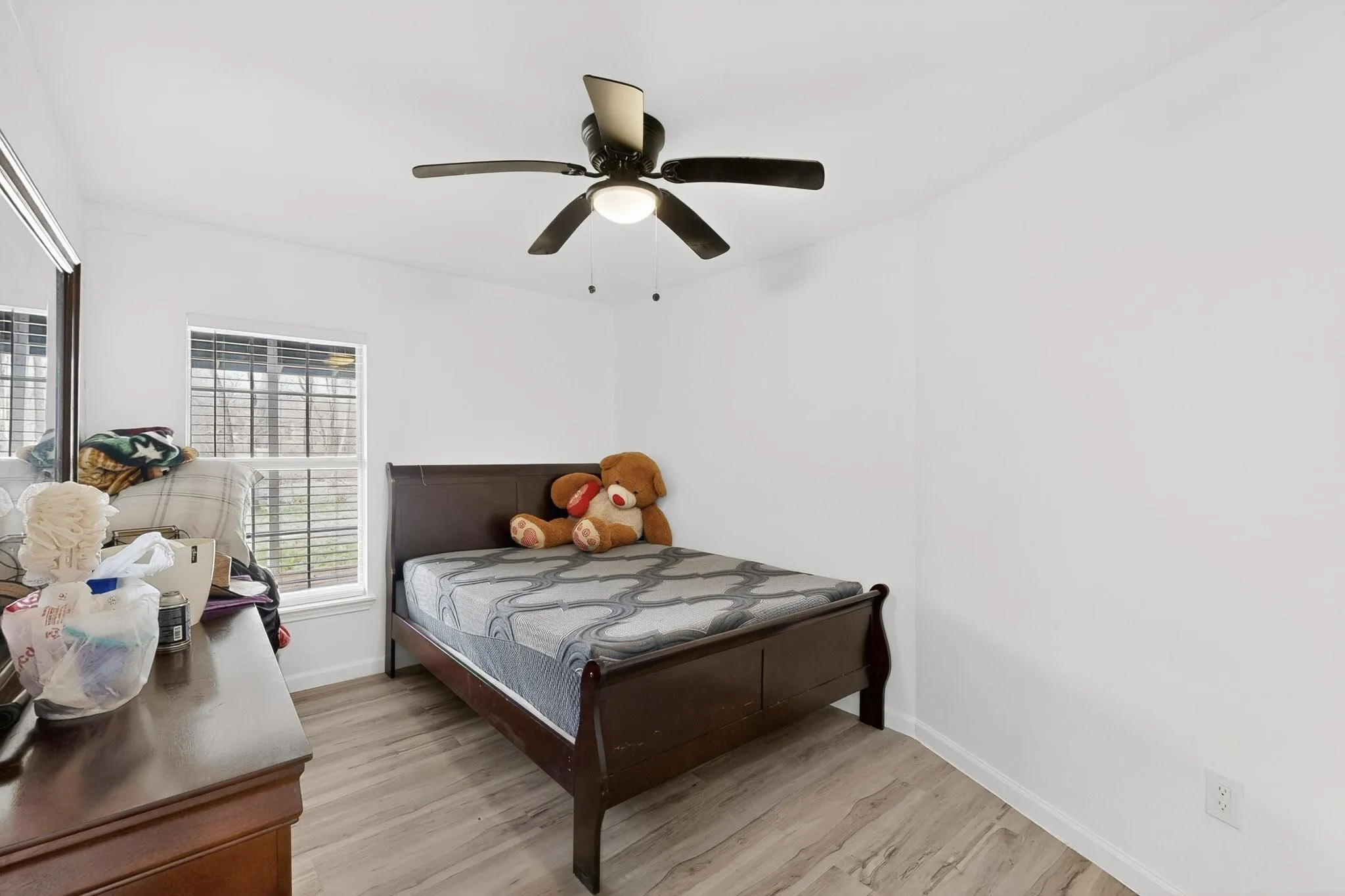 Single Family Residence For Sale in Dallas County , 12029 Forest Glen Lane, Balch Springs, Texas 75180, 9 Bedroom, 4 Bathroom, Garage spaces, 3,160 Sqft, built in 1955, Preowned, mls#21186653, Real Estate Agent in Balch Springs, Homes For Sale in Dallas county, Homes For Sale in Balch Springs, Realtor in Balch Springs Texas, Real Estate Brokerage Independent Realty Texas, Luminita Cordes Realtor