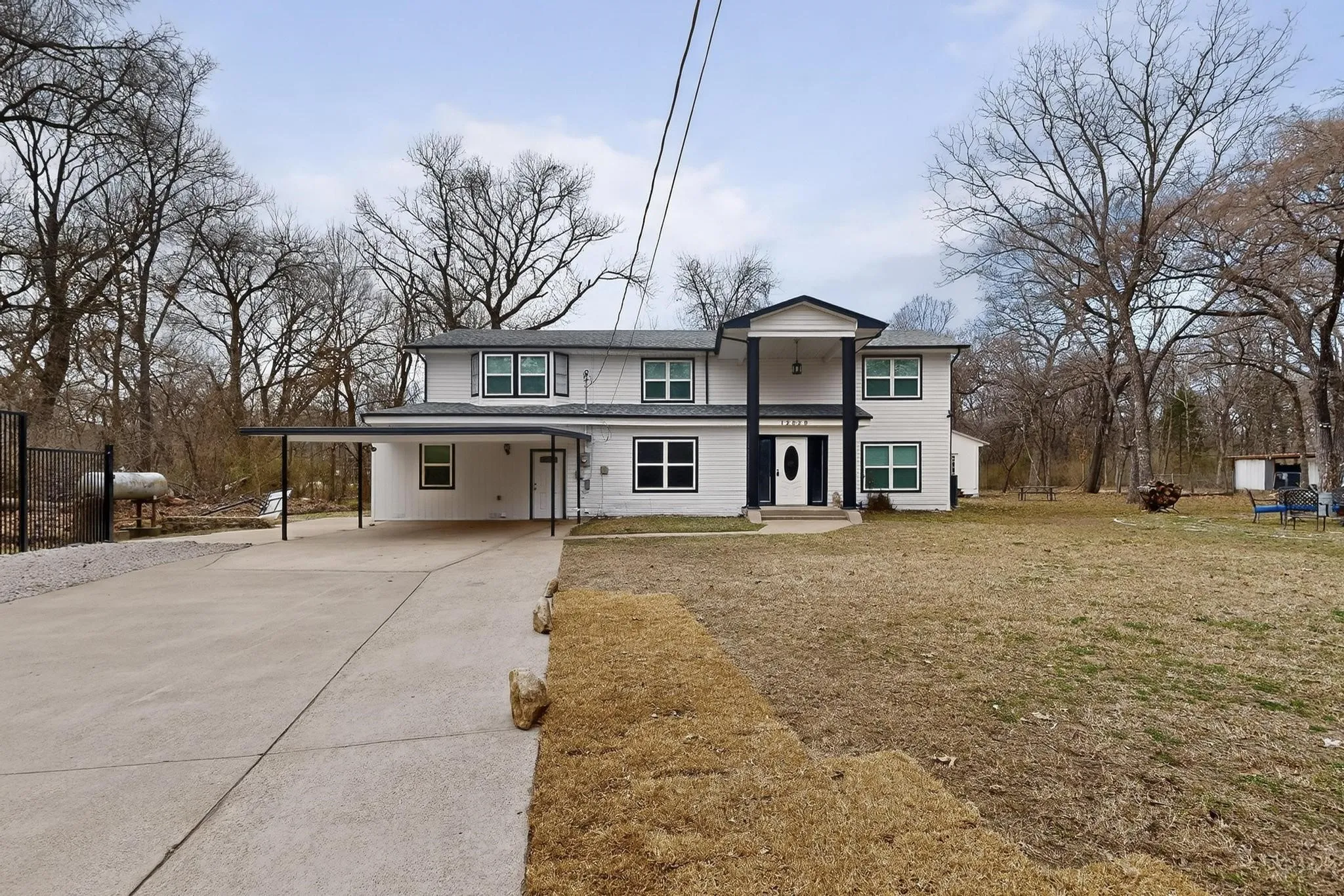Single Family Residence For Sale in Dallas County , 12029 Forest Glen Lane, Balch Springs, Texas 75180, 9 Bedroom, 4 Bathroom, Garage spaces, 3,160 Sqft, built in 1955, Preowned, mls#21186653, Real Estate Agent in Balch Springs, Homes For Sale in Dallas county, Homes For Sale in Balch Springs, Realtor in Balch Springs Texas, Real Estate Brokerage Independent Realty Texas, Luminita Cordes Realtor