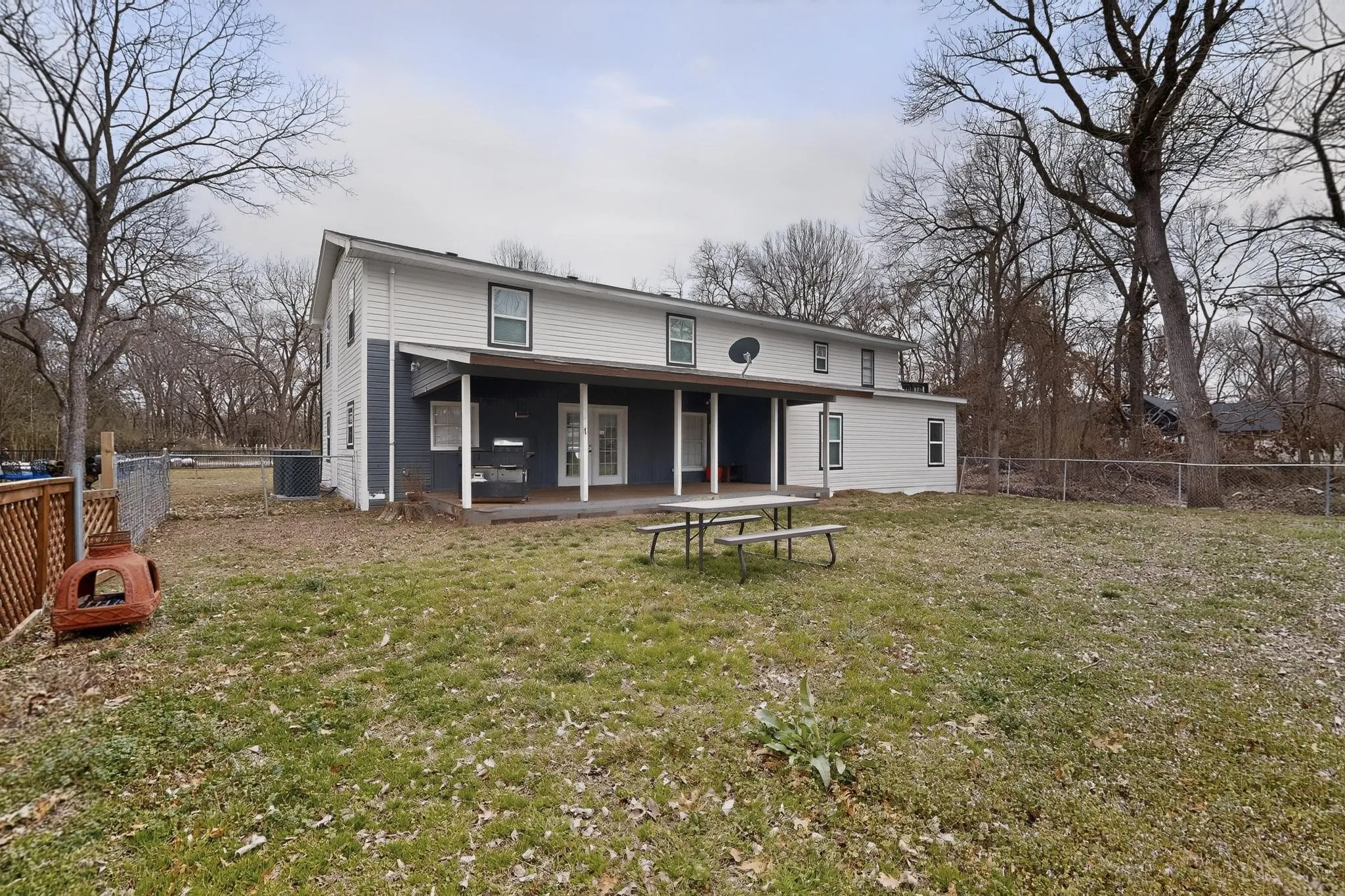 Single Family Residence For Sale in Dallas County , 12029 Forest Glen Lane, Balch Springs, Texas 75180, 9 Bedroom, 4 Bathroom, Garage spaces, 3,160 Sqft, built in 1955, Preowned, mls#21186653, Real Estate Agent in Balch Springs, Homes For Sale in Dallas county, Homes For Sale in Balch Springs, Realtor in Balch Springs Texas, Real Estate Brokerage Independent Realty Texas, Luminita Cordes Realtor