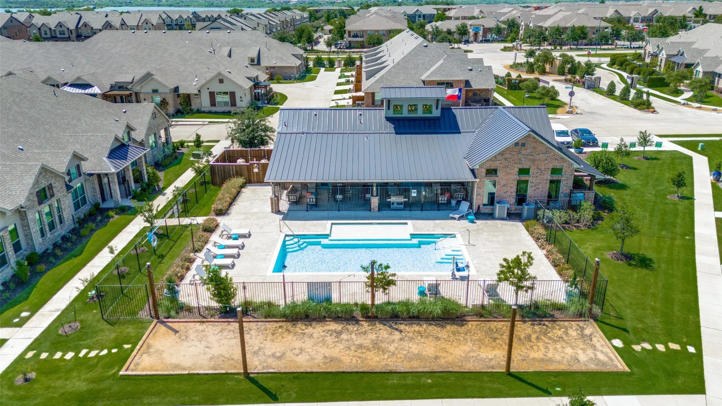 Townhouse For Sale in Dallas County , 7220 Calistoga Lane, Grand Prairie, Texas 75054, 2 Bedroom, 2 Bathroom, 2 Garage spaces, 1,444 Sqft, built in 2021, Preowned, mls#21184118, Real Estate Agent in Grand Prairie, Homes For Sale in Dallas county, Homes For Sale in Grand Prairie, Realtor in Grand Prairie Texas, Real Estate Brokerage Independent Realty Texas, Luminita Cordes Realtor