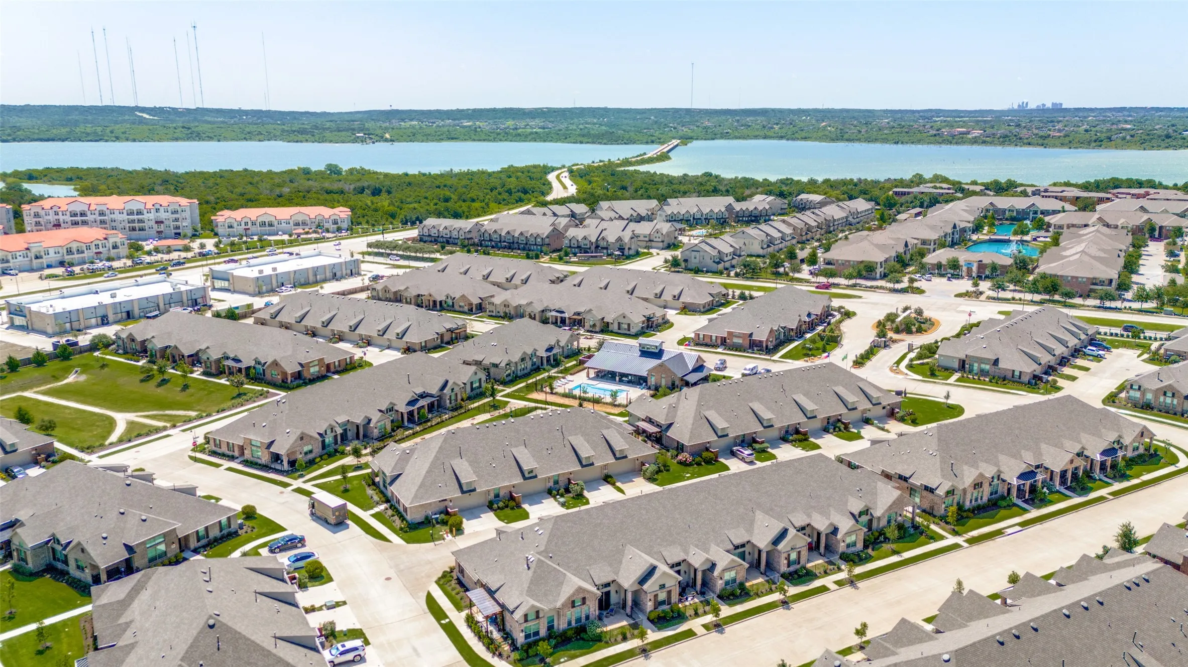 Townhouse For Sale in Dallas County , 7220 Calistoga Lane, Grand Prairie, Texas 75054, 2 Bedroom, 2 Bathroom, 2 Garage spaces, 1,444 Sqft, built in 2021, Preowned, mls#21184118, Real Estate Agent in Grand Prairie, Homes For Sale in Dallas county, Homes For Sale in Grand Prairie, Realtor in Grand Prairie Texas, Real Estate Brokerage Independent Realty Texas, Luminita Cordes Realtor