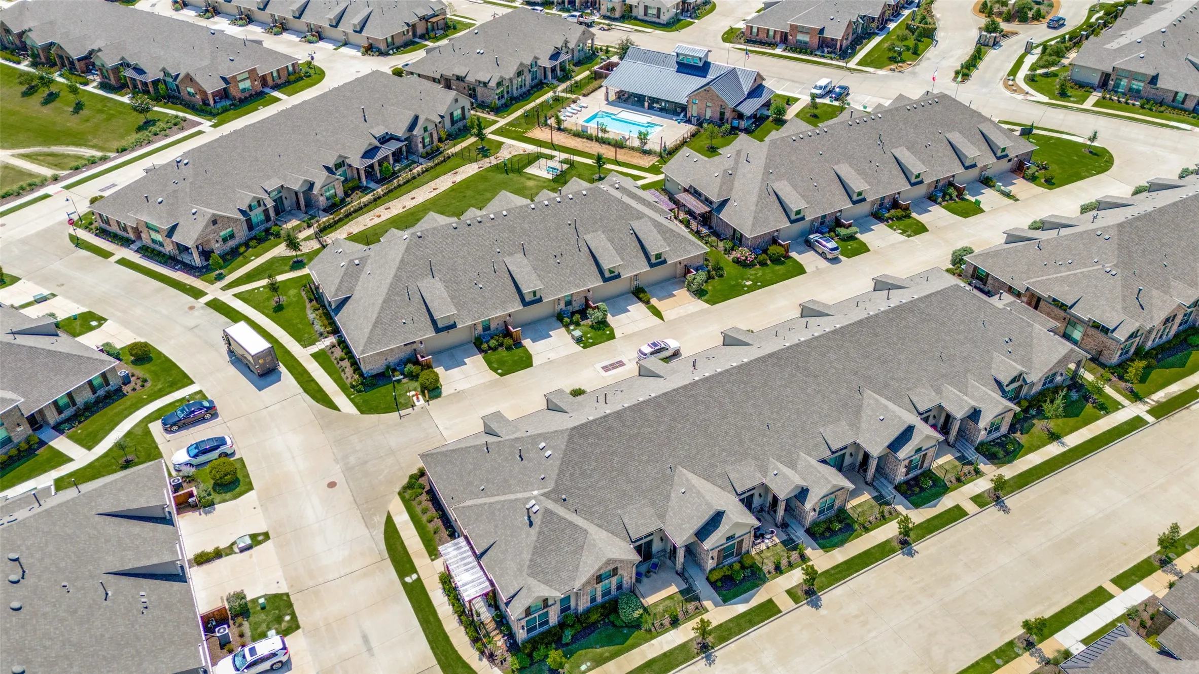 Townhouse For Sale in Dallas County , 7220 Calistoga Lane, Grand Prairie, Texas 75054, 2 Bedroom, 2 Bathroom, 2 Garage spaces, 1,444 Sqft, built in 2021, Preowned, mls#21184118, Real Estate Agent in Grand Prairie, Homes For Sale in Dallas county, Homes For Sale in Grand Prairie, Realtor in Grand Prairie Texas, Real Estate Brokerage Independent Realty Texas, Luminita Cordes Realtor