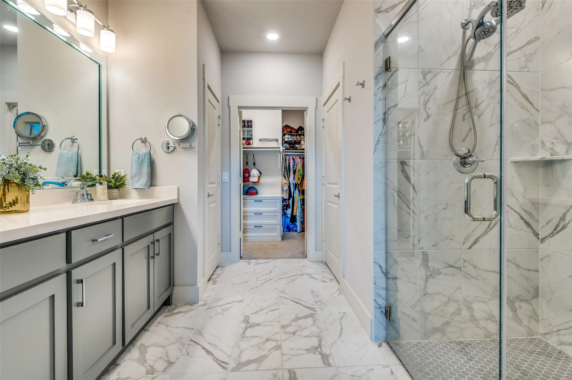 Townhouse For Sale in Dallas County , 7220 Calistoga Lane, Grand Prairie, Texas 75054, 2 Bedroom, 2 Bathroom, 2 Garage spaces, 1,444 Sqft, built in 2021, Preowned, mls#21184118, Real Estate Agent in Grand Prairie, Homes For Sale in Dallas county, Homes For Sale in Grand Prairie, Realtor in Grand Prairie Texas, Real Estate Brokerage Independent Realty Texas, Luminita Cordes Realtor