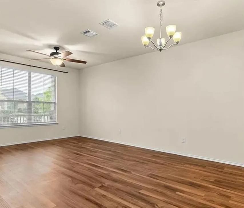 Single Family Residence For Sale in Bell County , 5561 Perditas Drive, Belton, Texas 76513, 5 Bedroom, 4 Bathroom, 2 Garage spaces, 3,140 Sqft, built in 2019, mls#21188507, Real Estate Agent in Belton, Homes For Sale in Bell county, Homes For Sale in Belton, Realtor in Belton Texas, Real Estate Brokerage Independent Realty Texas, Luminita Cordes Realtor