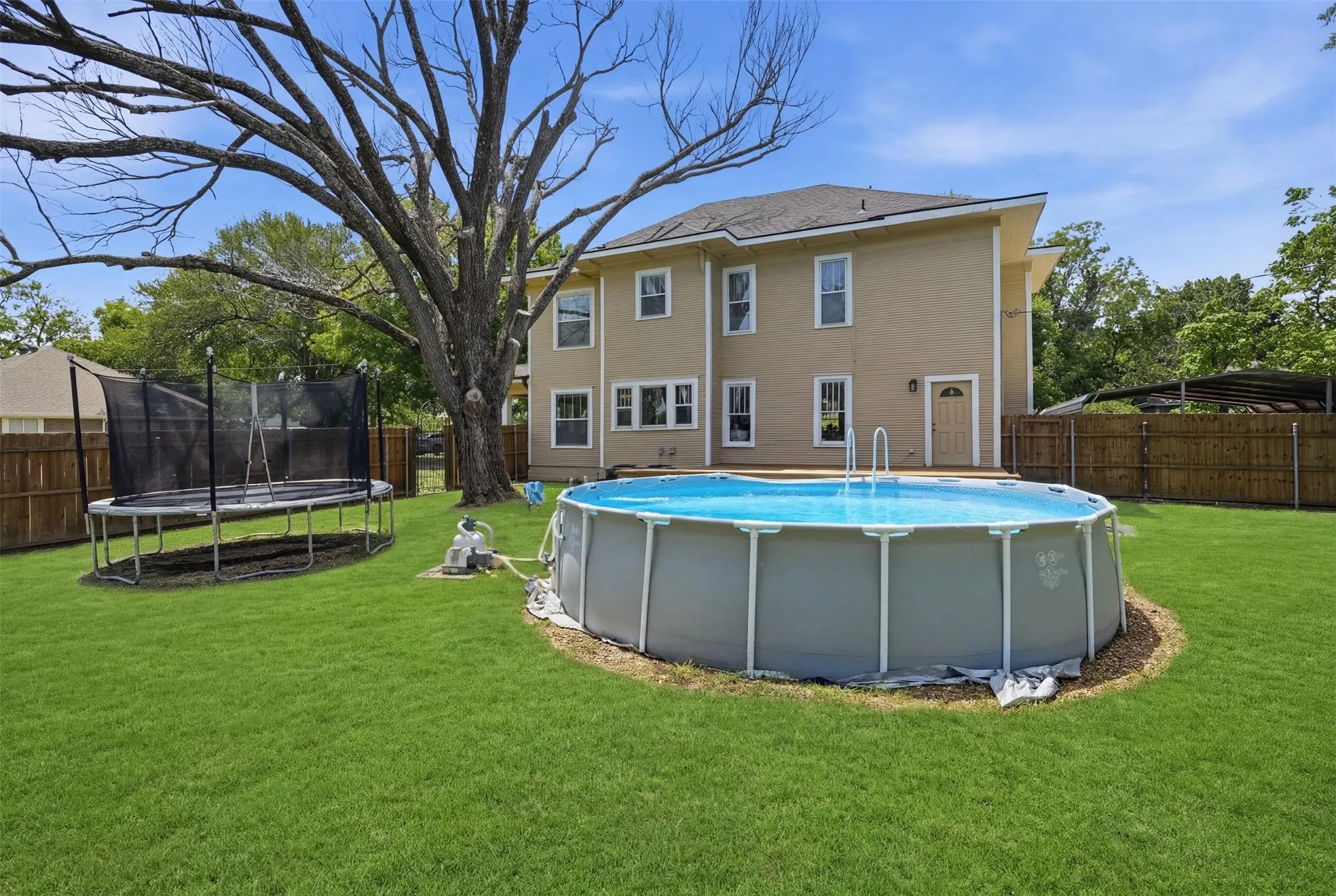 Brand new above ground salt water pool