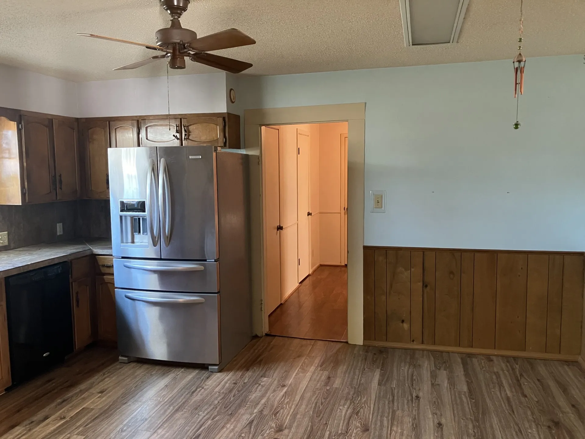 Single Family Residence For Sale in Baylor County , 109 N Foley Street, Seymour, Texas 76380, 2 Bedroom, 2 Bathroom, 1 Garage spaces, 1,304 Sqft, built in 1905, mls#21189910, Real Estate Agent in Seymour, Homes For Sale in Baylor county, Homes For Sale in Seymour, Realtor in Seymour Texas, Real Estate Brokerage Independent Realty Texas, Luminita Cordes Realtor