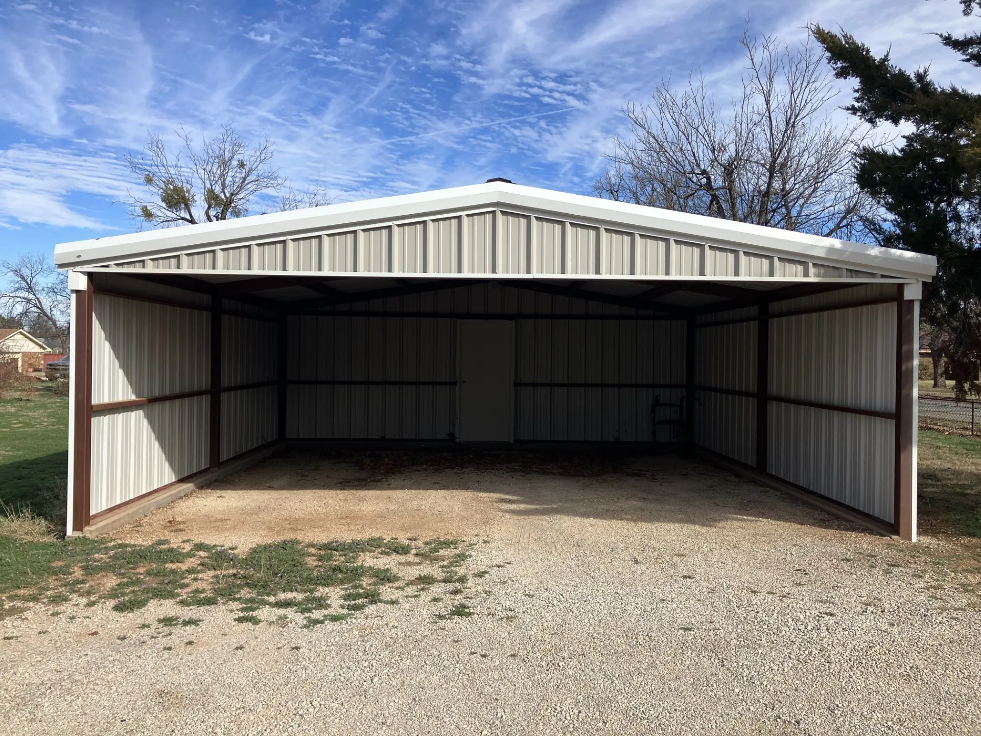 Single Family Residence For Sale in Baylor County , 109 N Foley Street, Seymour, Texas 76380, 2 Bedroom, 2 Bathroom, 1 Garage spaces, 1,304 Sqft, built in 1905, mls#21189910, Real Estate Agent in Seymour, Homes For Sale in Baylor county, Homes For Sale in Seymour, Realtor in Seymour Texas, Real Estate Brokerage Independent Realty Texas, Luminita Cordes Realtor