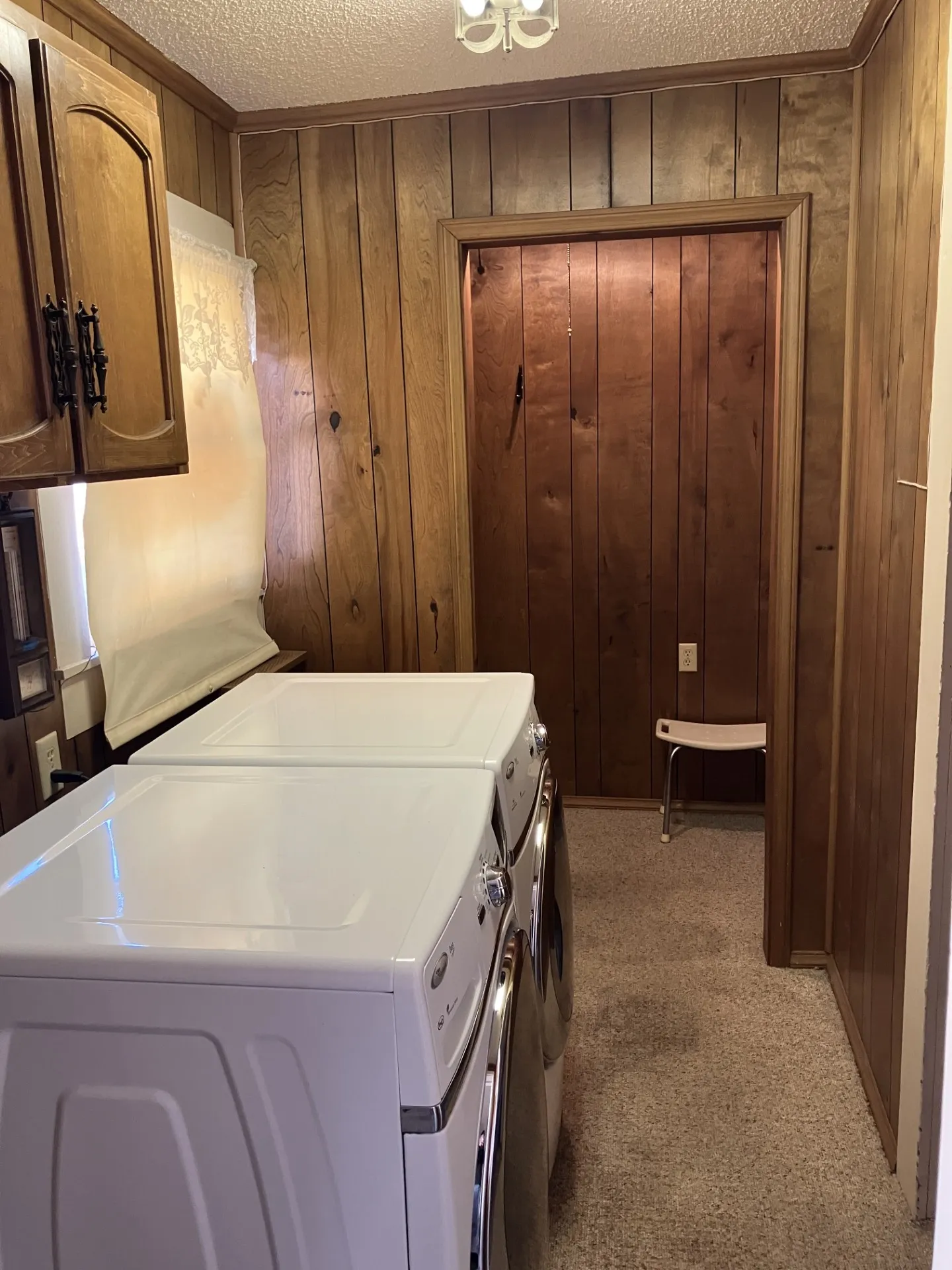 Single Family Residence For Sale in Baylor County , 109 N Foley Street, Seymour, Texas 76380, 2 Bedroom, 2 Bathroom, 1 Garage spaces, 1,304 Sqft, built in 1905, mls#21189910, Real Estate Agent in Seymour, Homes For Sale in Baylor county, Homes For Sale in Seymour, Realtor in Seymour Texas, Real Estate Brokerage Independent Realty Texas, Luminita Cordes Realtor