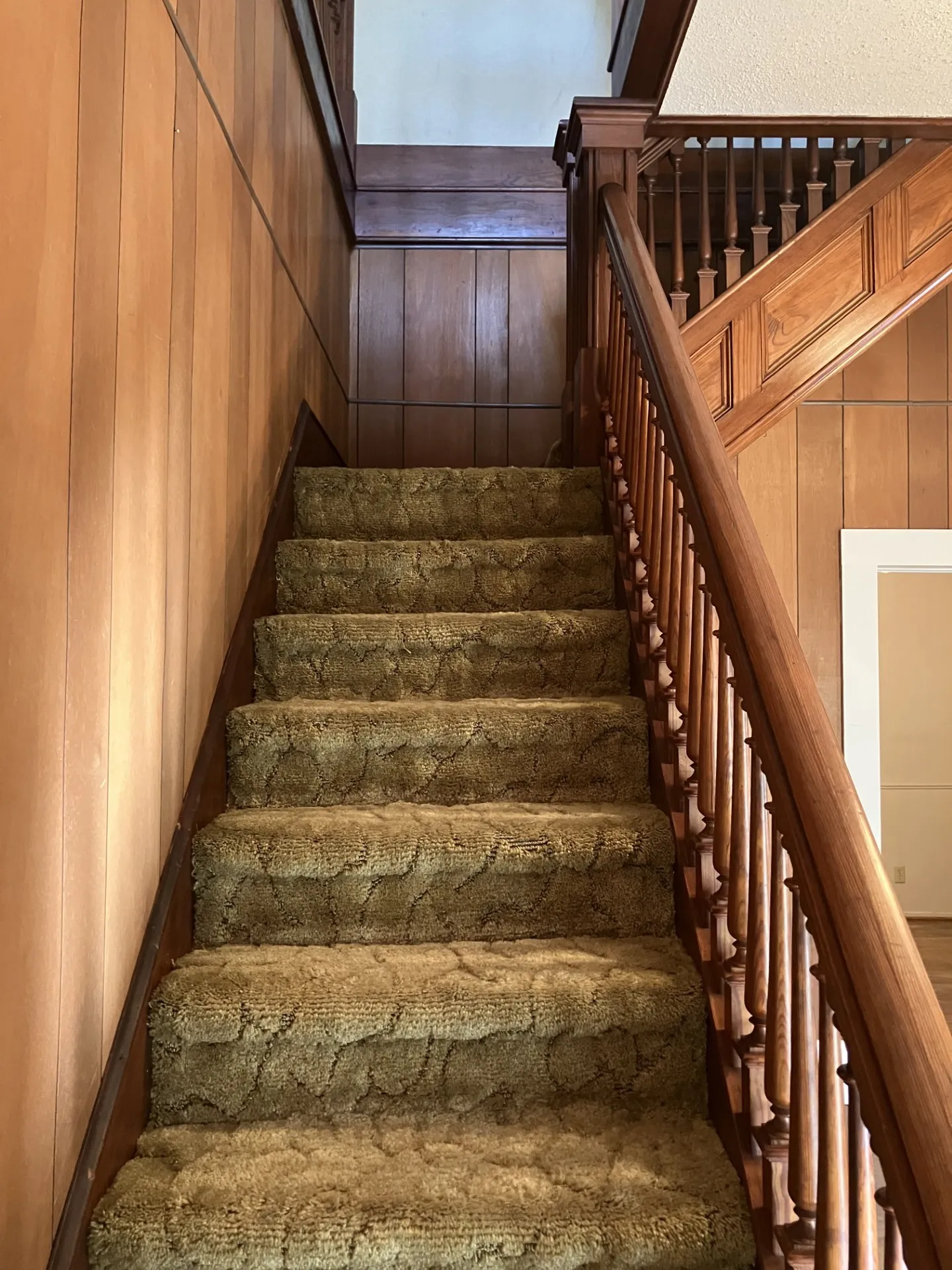 Single Family Residence For Sale in Baylor County , 109 N Foley Street, Seymour, Texas 76380, 2 Bedroom, 2 Bathroom, 1 Garage spaces, 1,304 Sqft, built in 1905, mls#21189910, Real Estate Agent in Seymour, Homes For Sale in Baylor county, Homes For Sale in Seymour, Realtor in Seymour Texas, Real Estate Brokerage Independent Realty Texas, Luminita Cordes Realtor