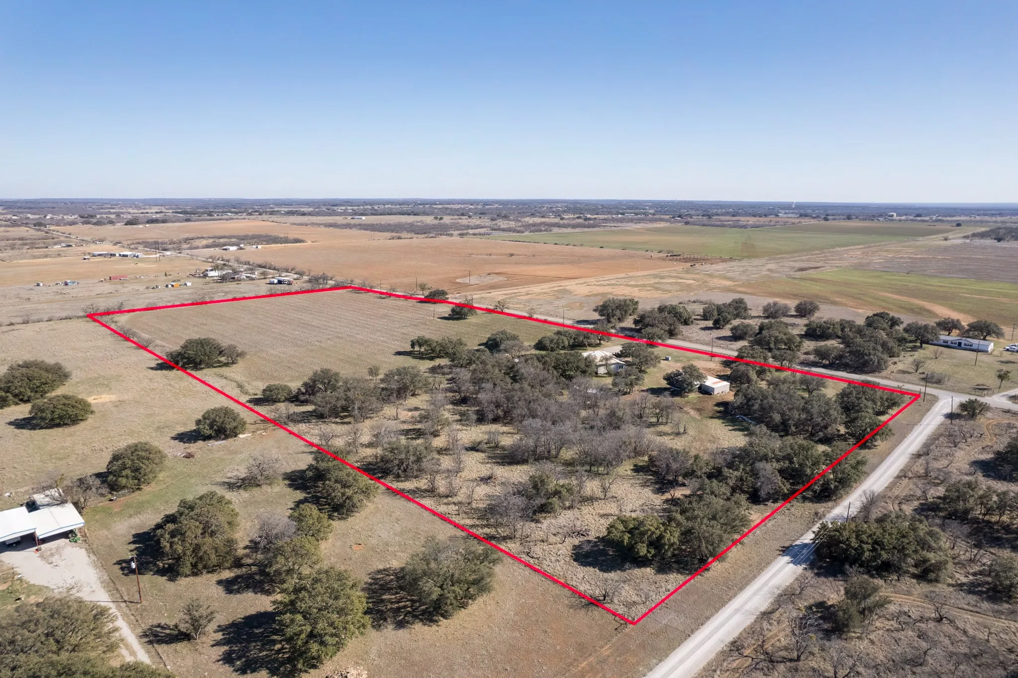 Single Family Residence For Sale in Brown County , 3301 County Road 339, Early, Texas 76802, 3 Bedroom, 3 Bathroom, Garage spaces, 1,968 Sqft, built in 2005, mls#21189858, Real Estate Agent in Early, Homes For Sale in Brown county, Homes For Sale in Early, Realtor in Early Texas, Real Estate Brokerage Independent Realty Texas, Luminita Cordes Realtor