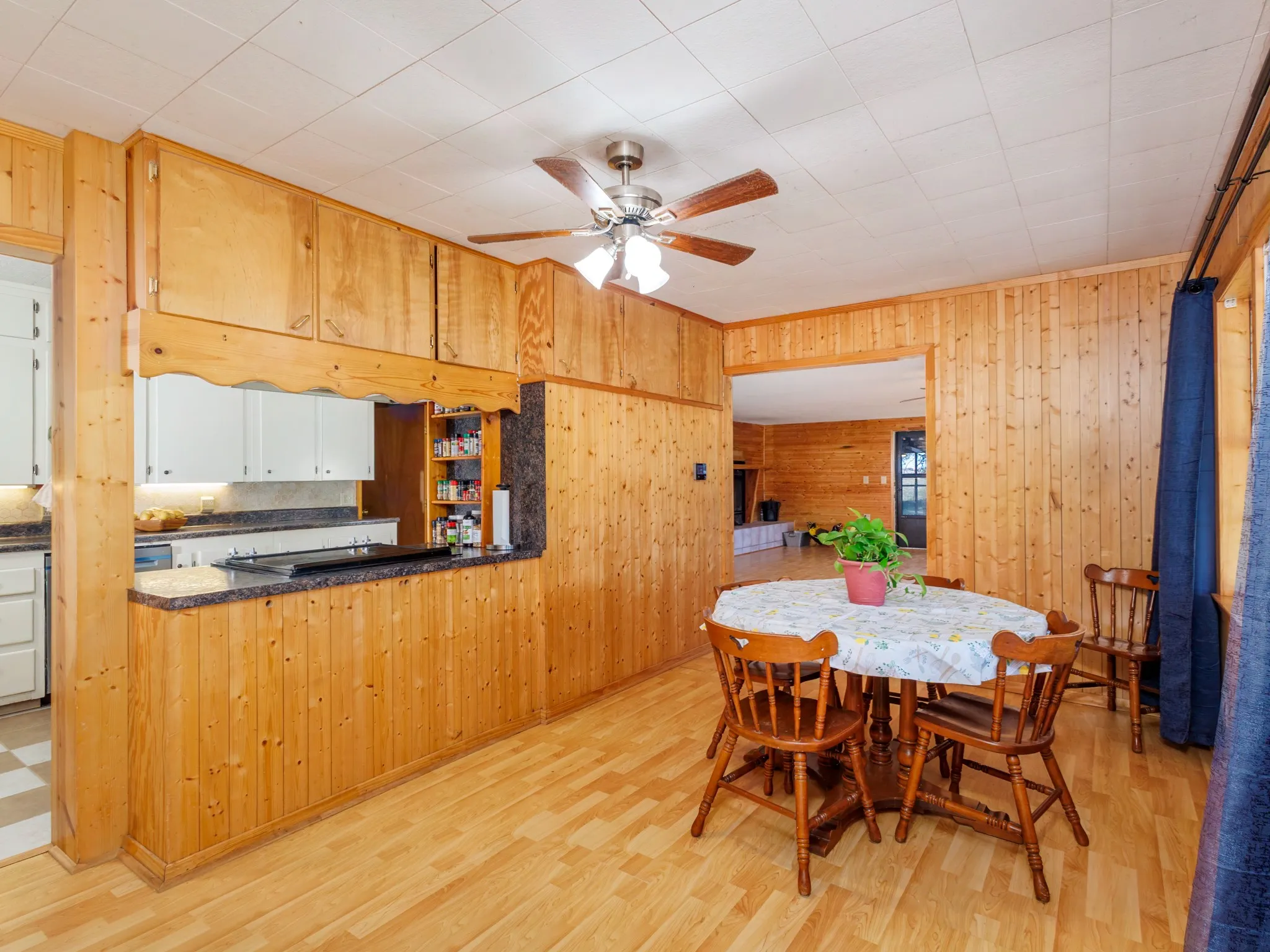 Single Family Residence For Sale in Brown County , 3301 County Road 339, Early, Texas 76802, 3 Bedroom, 3 Bathroom, Garage spaces, 1,968 Sqft, built in 2005, mls#21189858, Real Estate Agent in Early, Homes For Sale in Brown county, Homes For Sale in Early, Realtor in Early Texas, Real Estate Brokerage Independent Realty Texas, Luminita Cordes Realtor