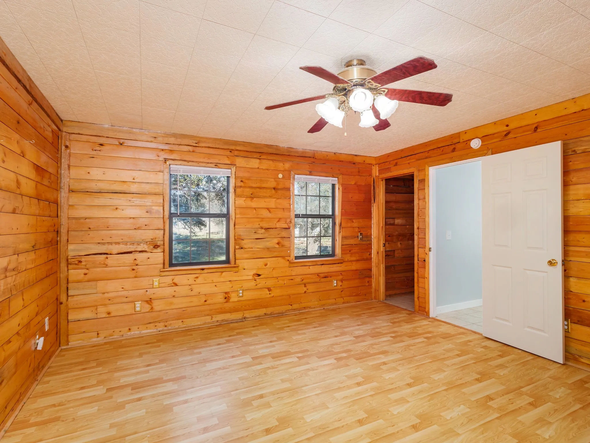 Single Family Residence For Sale in Brown County , 3301 County Road 339, Early, Texas 76802, 3 Bedroom, 3 Bathroom, Garage spaces, 1,968 Sqft, built in 2005, mls#21189858, Real Estate Agent in Early, Homes For Sale in Brown county, Homes For Sale in Early, Realtor in Early Texas, Real Estate Brokerage Independent Realty Texas, Luminita Cordes Realtor