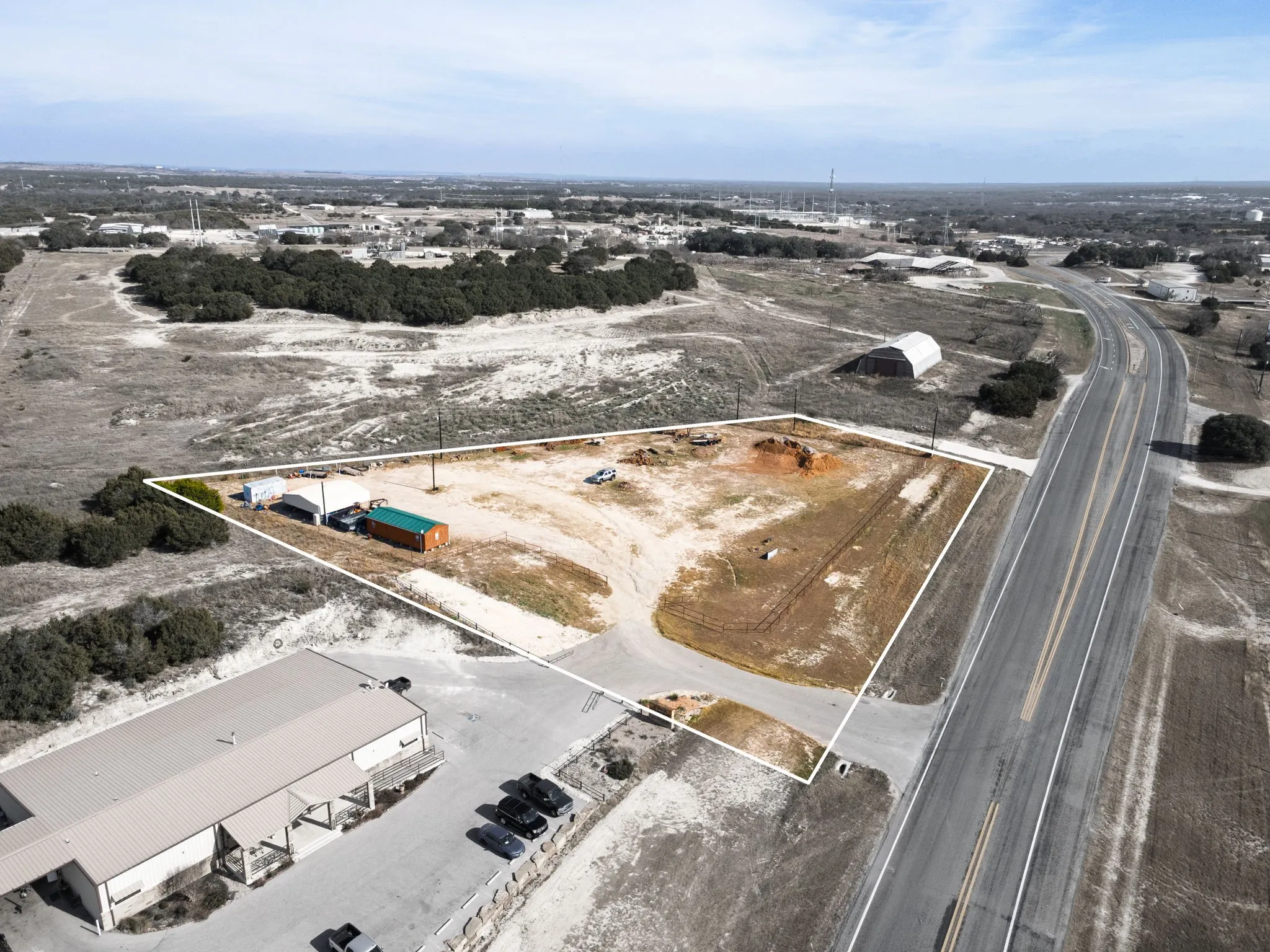 Improved Land For Sale in Lampasas County , 774 N Highway 183, Lampasas, Texas 76550, 0, 0, Garage spaces, 0 Sqft, built in 0, Price $275,000, mls#21189971, Real Estate Agent in Lampasas, Homes For Sale in Lampasas county, Homes For Sale in Lampasas, Realtor in Lampasas Texas, Real Estate Brokerage Independent Realty Texas, Luminita Cordes Realtor