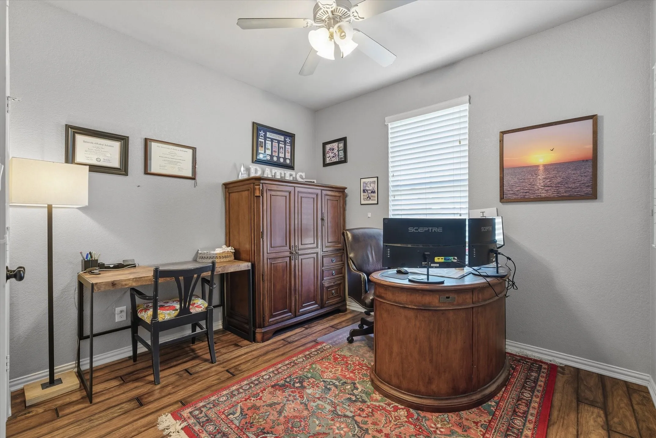 Single Family Residence For Sale in Smith County , 3123 Oak Bend, Tyler, Texas 75707, 4 Bedrooms, 2 Bathrooms, 2 Garage spaces, 1,760 Sqft, built in 2015, Price $320,000, mls#21189989, Real Estate Agent in Tyler, Homes For Sale in Smith county, Homes For Sale in Tyler, Realtor in Tyler Texas, Real Estate Brokerage Independent Realty Texas, Luminita Cordes Realtor
