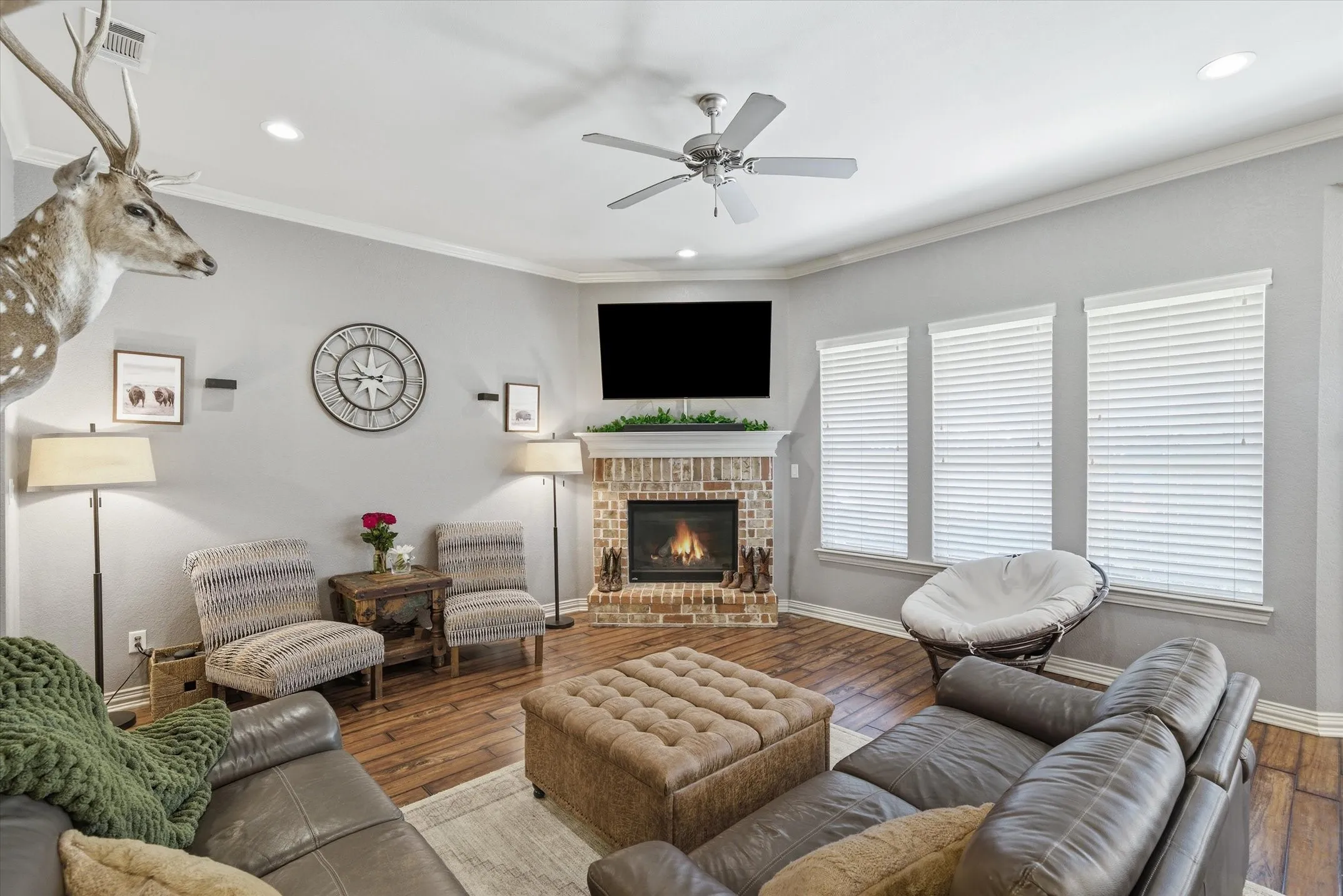 Single Family Residence For Sale in Smith County , 3123 Oak Bend, Tyler, Texas 75707, 4 Bedrooms, 2 Bathrooms, 2 Garage spaces, 1,760 Sqft, built in 2015, Price $320,000, mls#21189989, Real Estate Agent in Tyler, Homes For Sale in Smith county, Homes For Sale in Tyler, Realtor in Tyler Texas, Real Estate Brokerage Independent Realty Texas, Luminita Cordes Realtor
